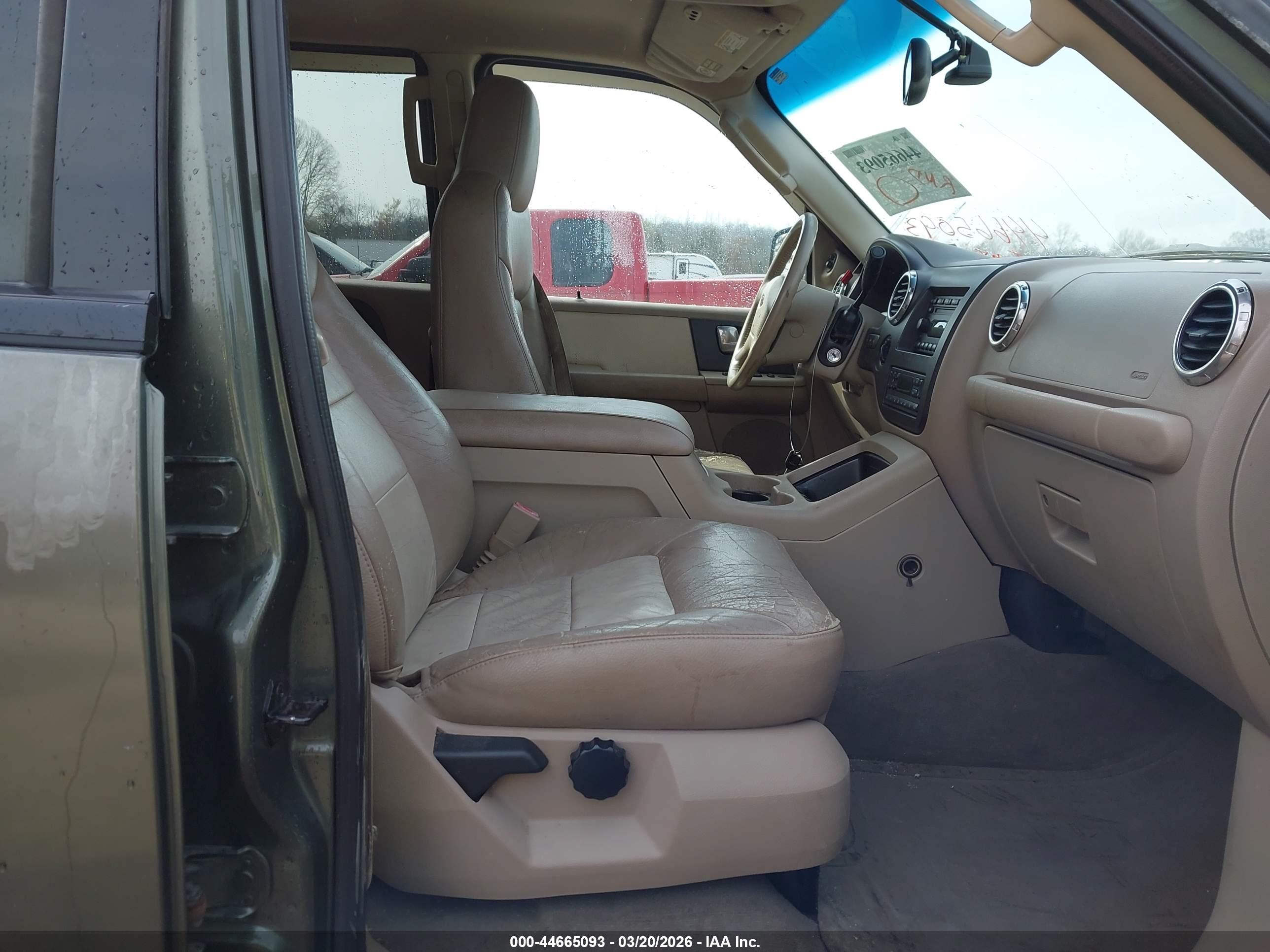 FORD EXPEDITION image 5