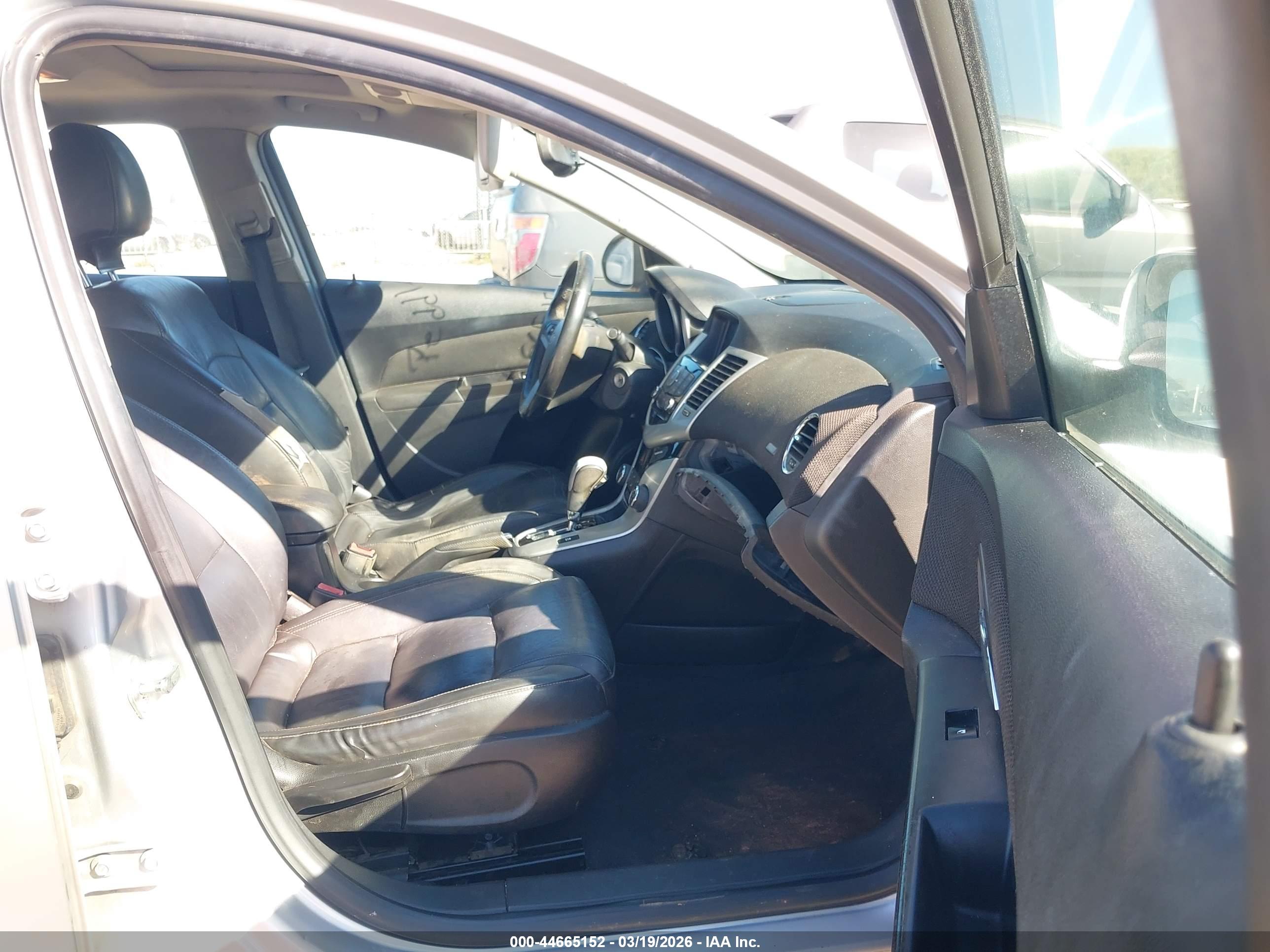 CHEVROLET CRUZE image 5
