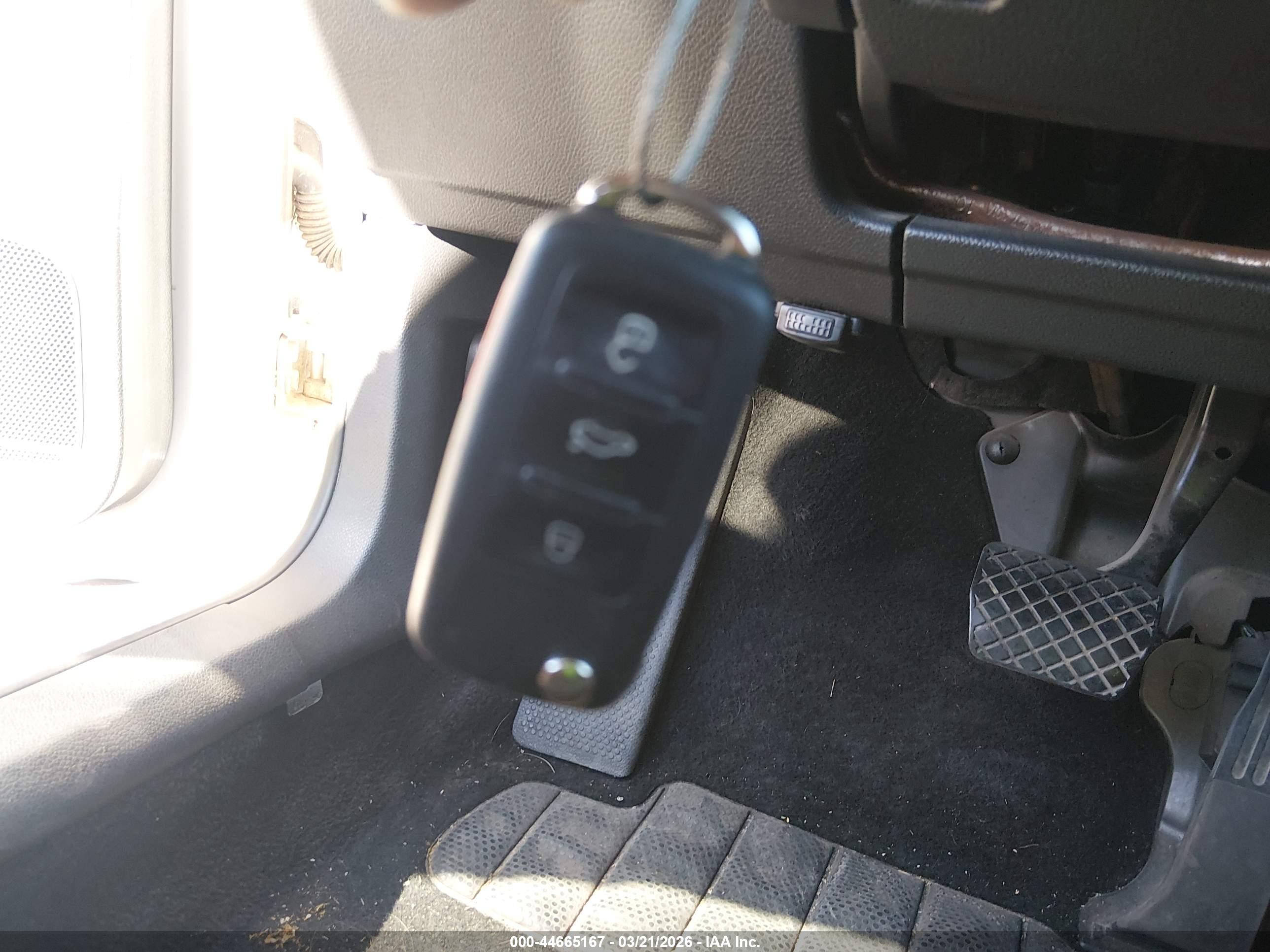 VOLKSWAGEN GOLF image 11