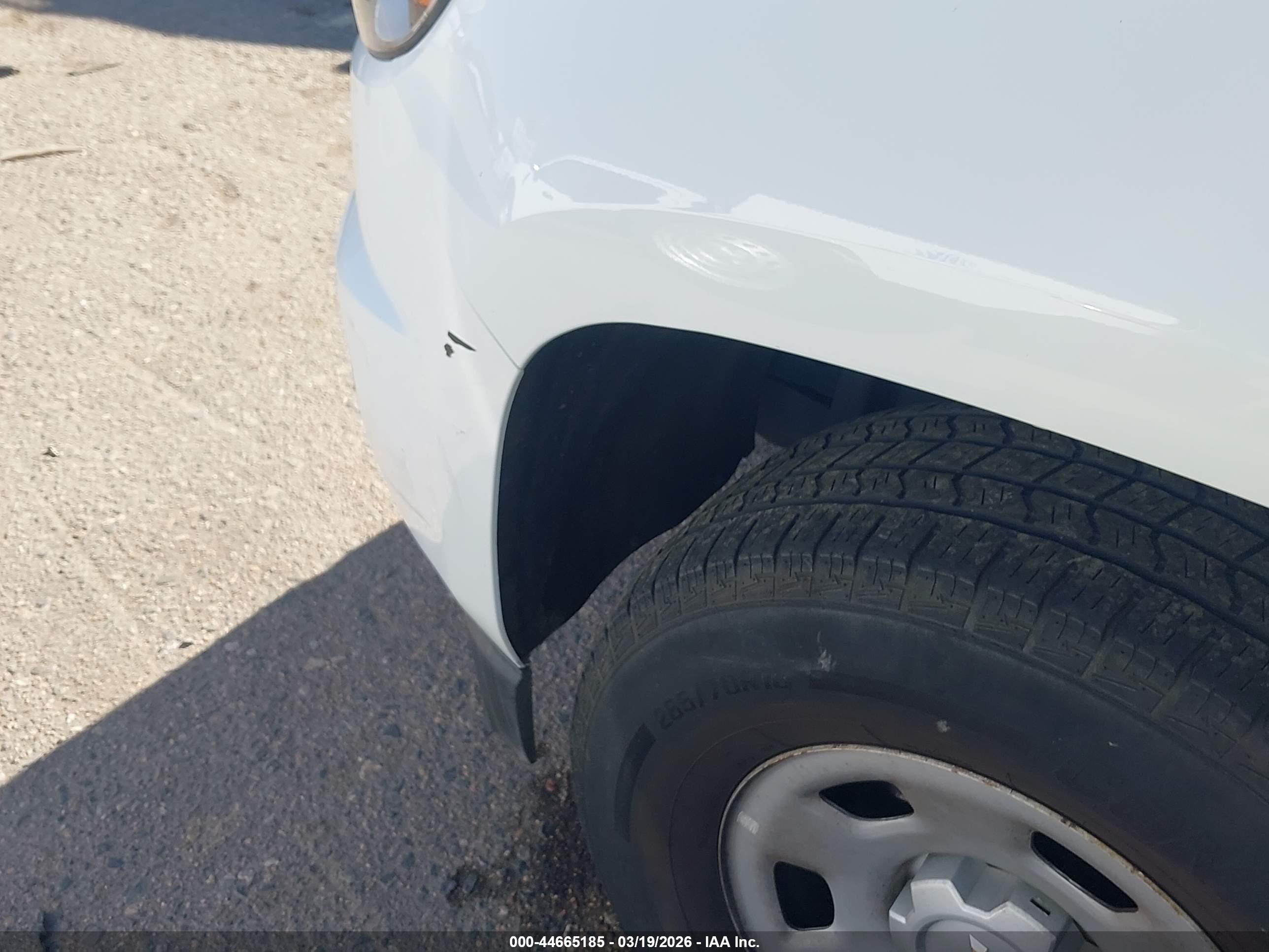 CHEVROLET COLORADO image 6