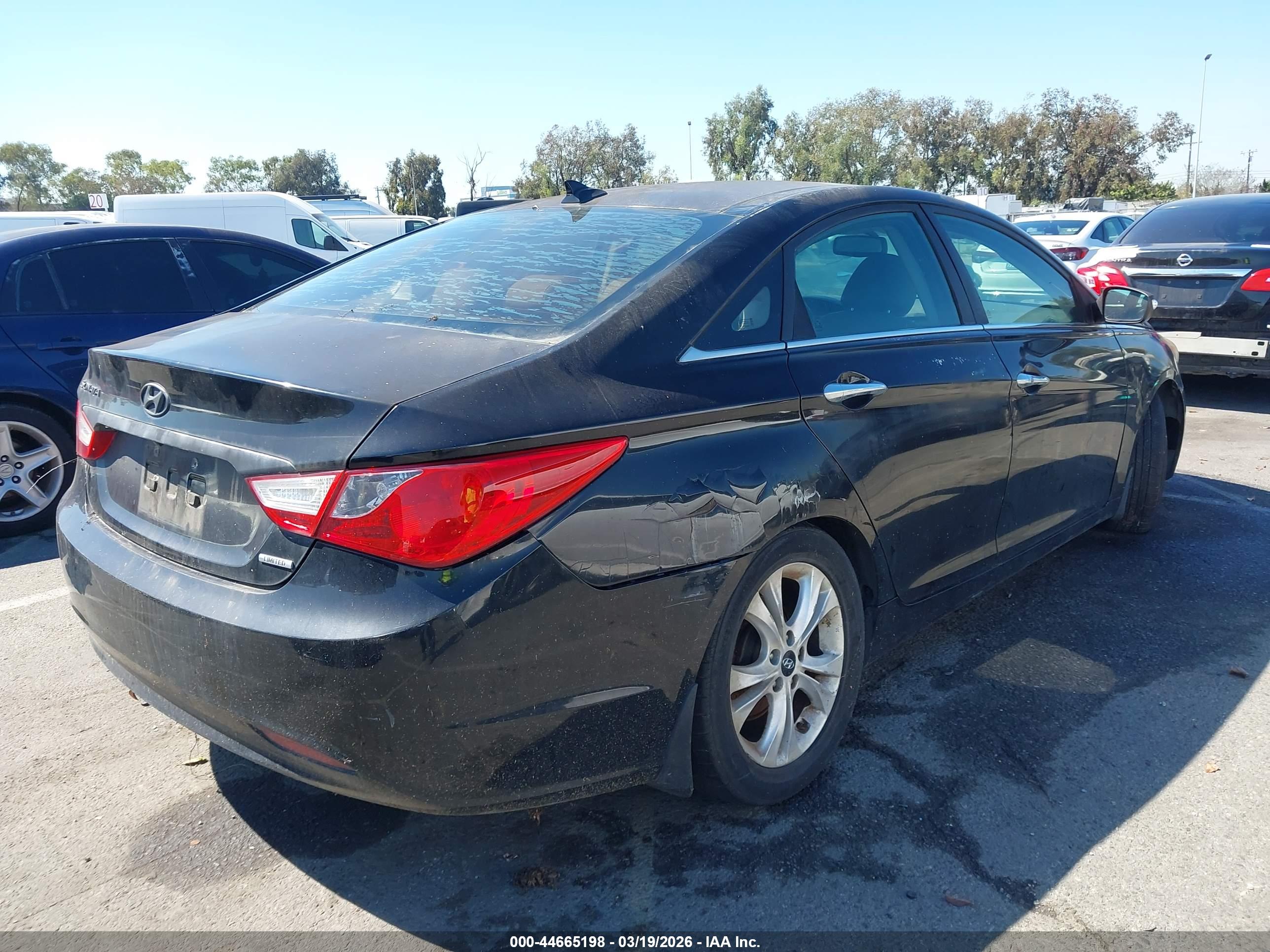 HYUNDAI SONATA image 4