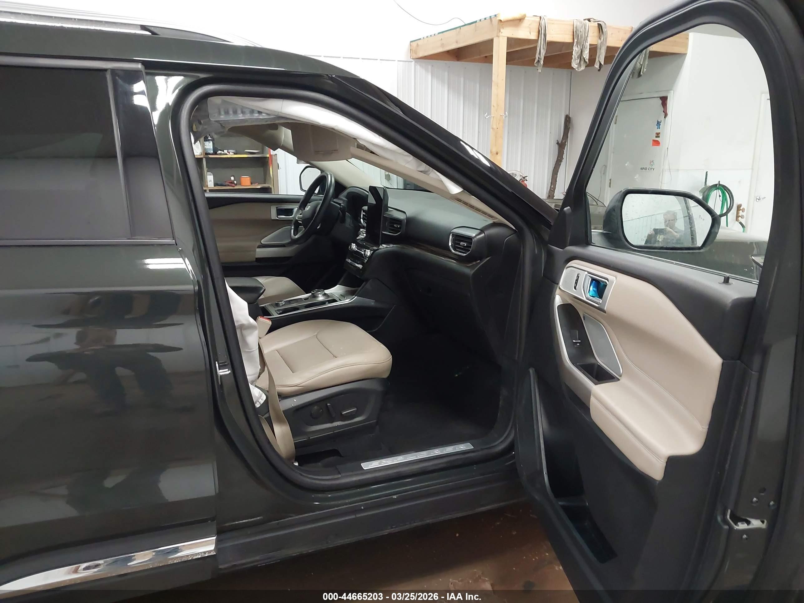 FORD EXPLORER image 5