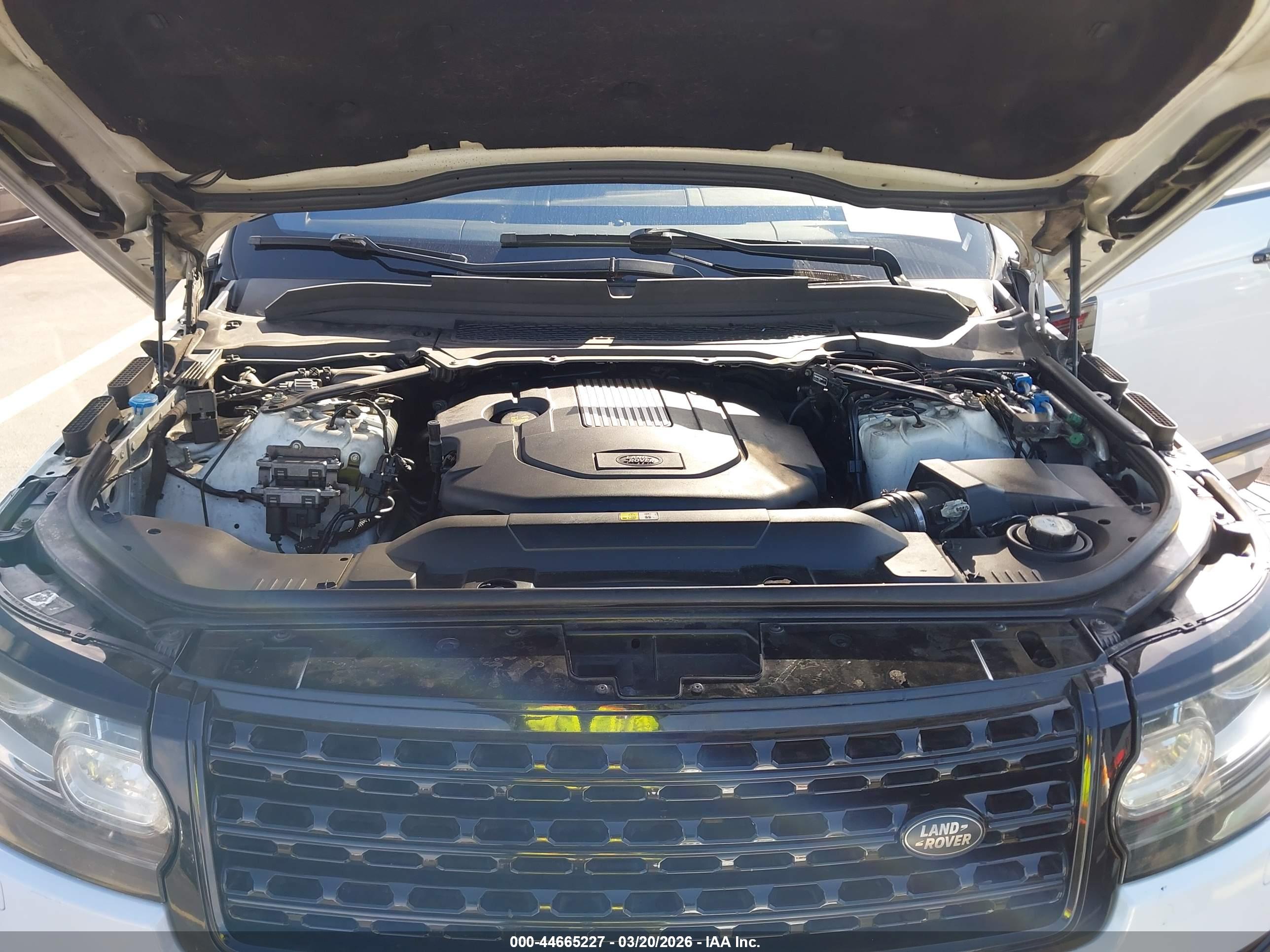LAND ROVER image 10
