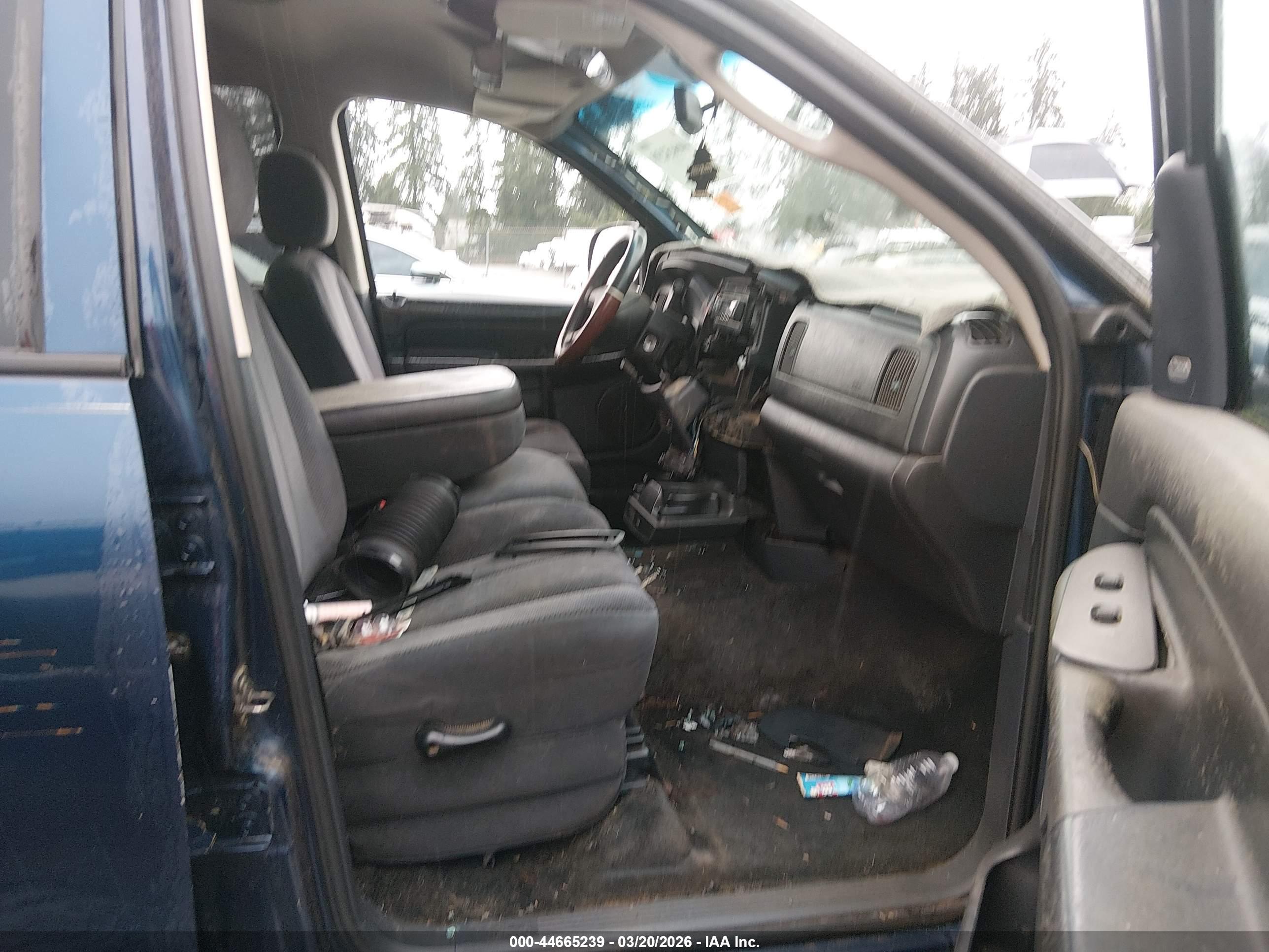 DODGE RAM image 5