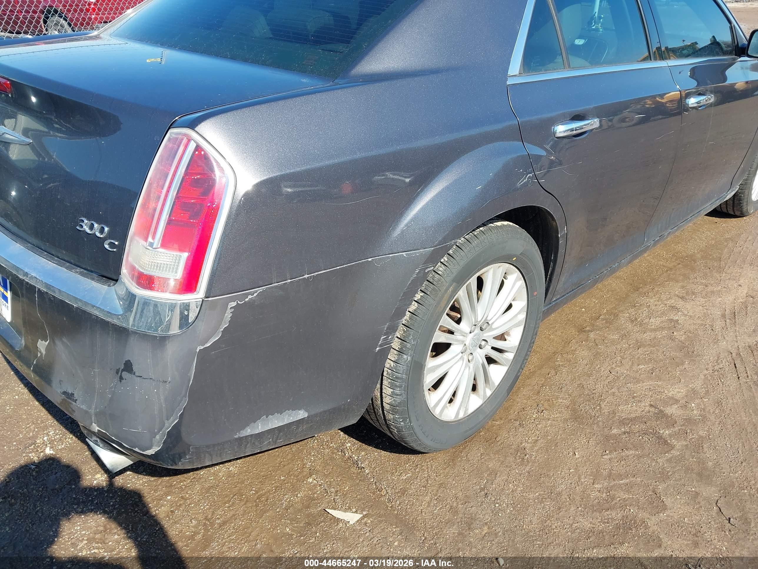 CHRYSLER 300C image 6