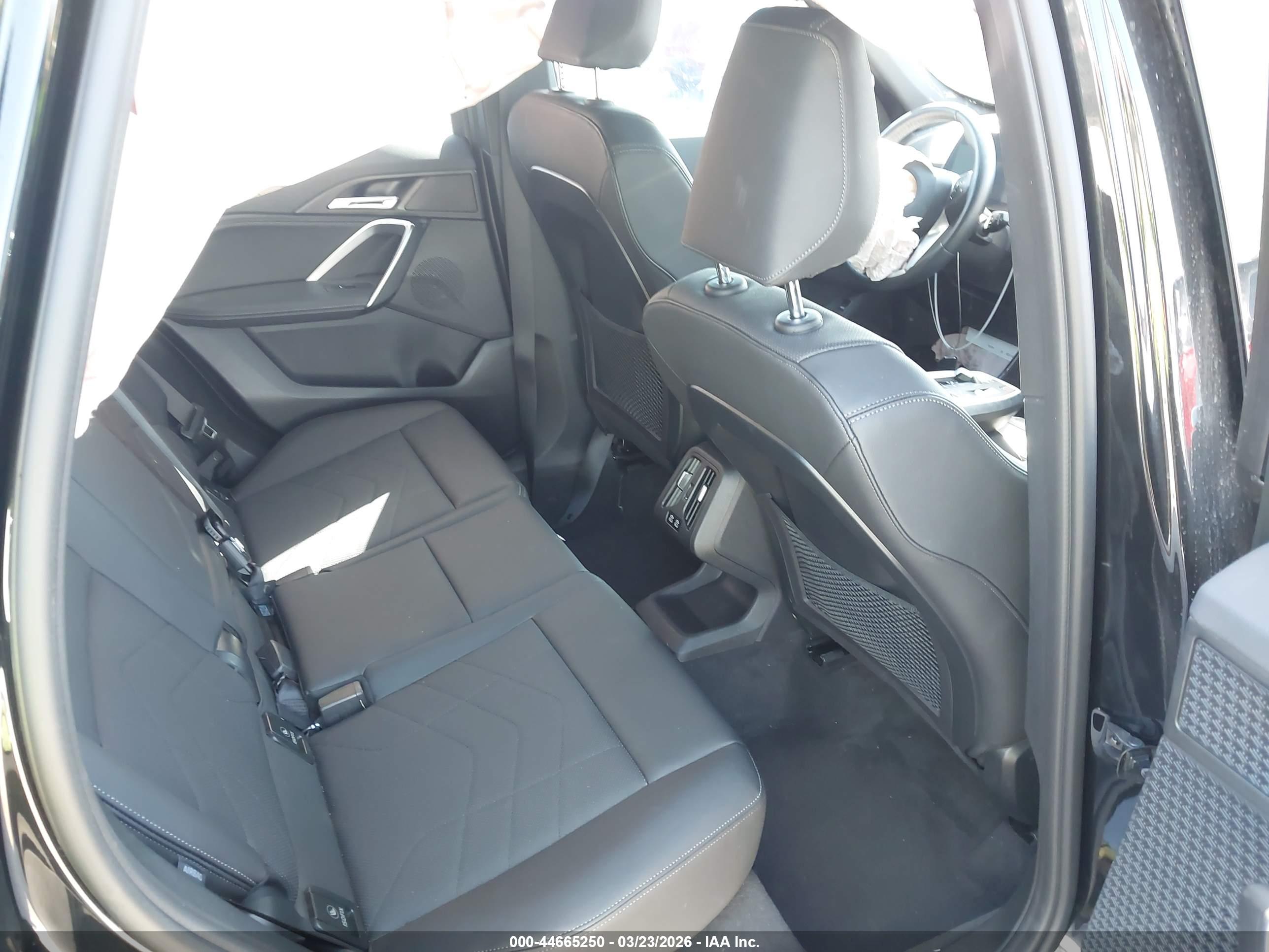BMW X1 image 8