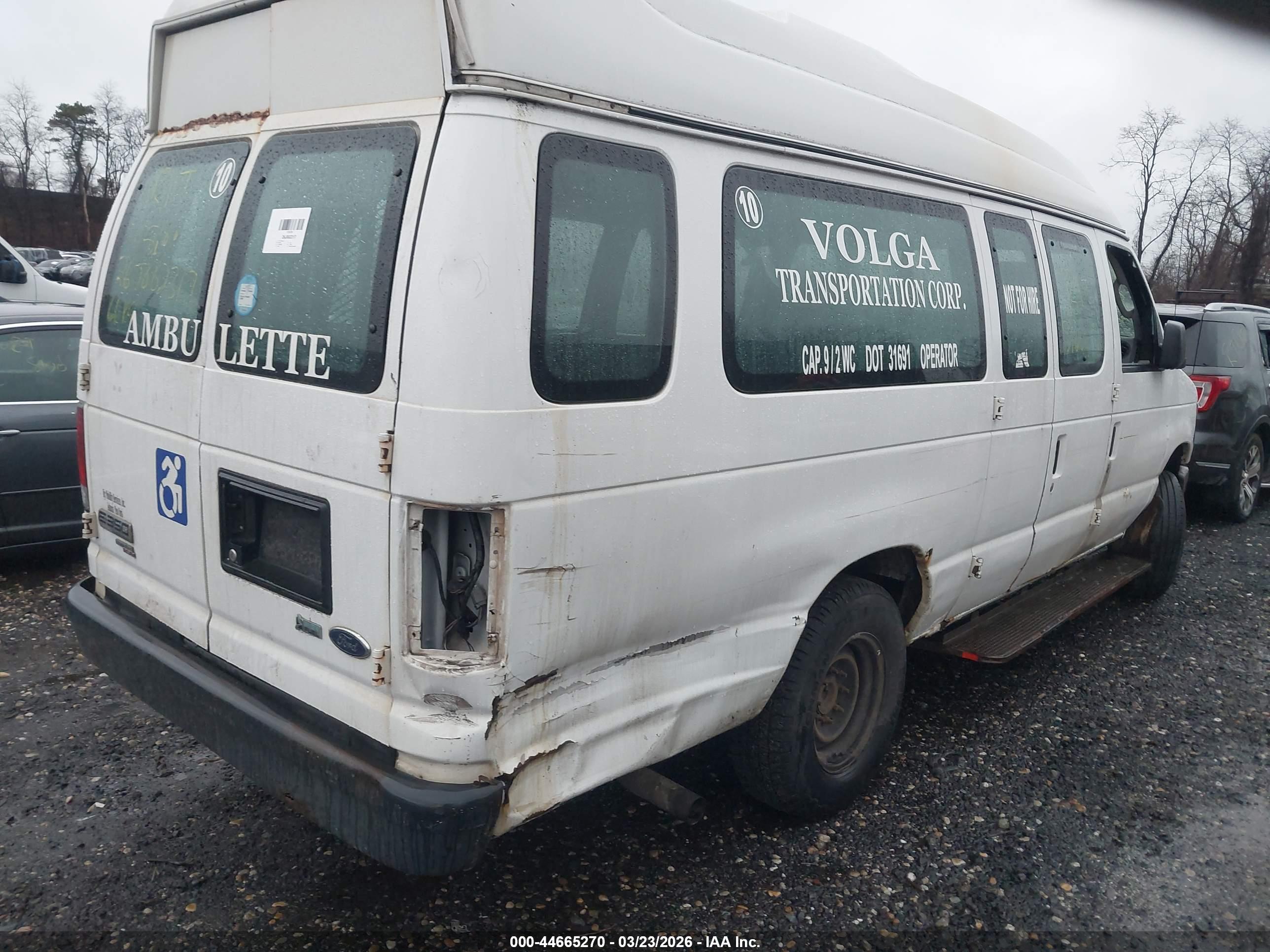 FORD E-350 image 4