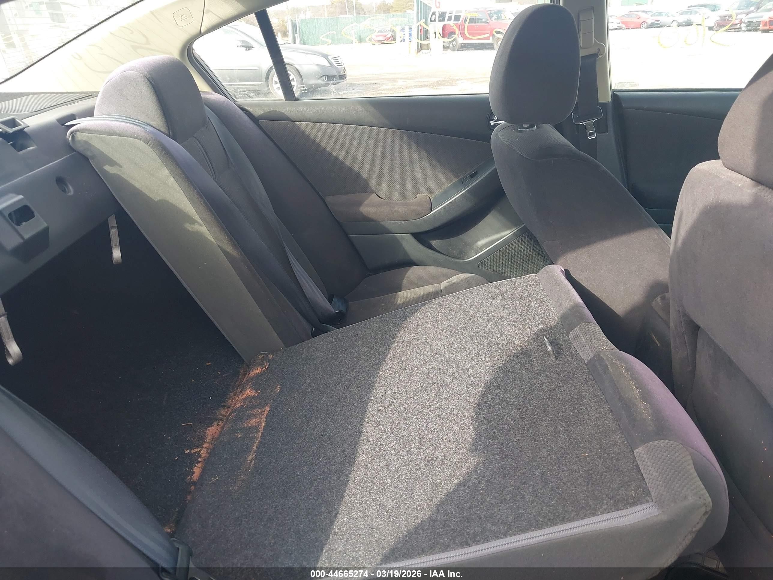 NISSAN ALTIMA image 8