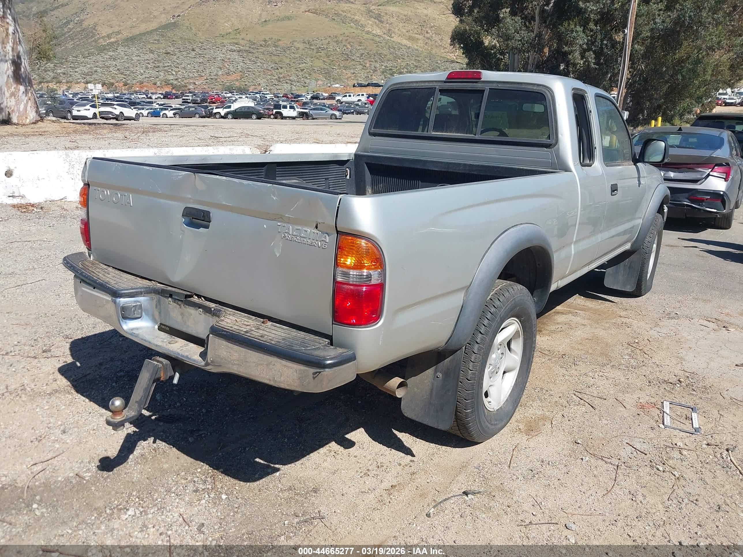 TOYOTA TACOMA image 4