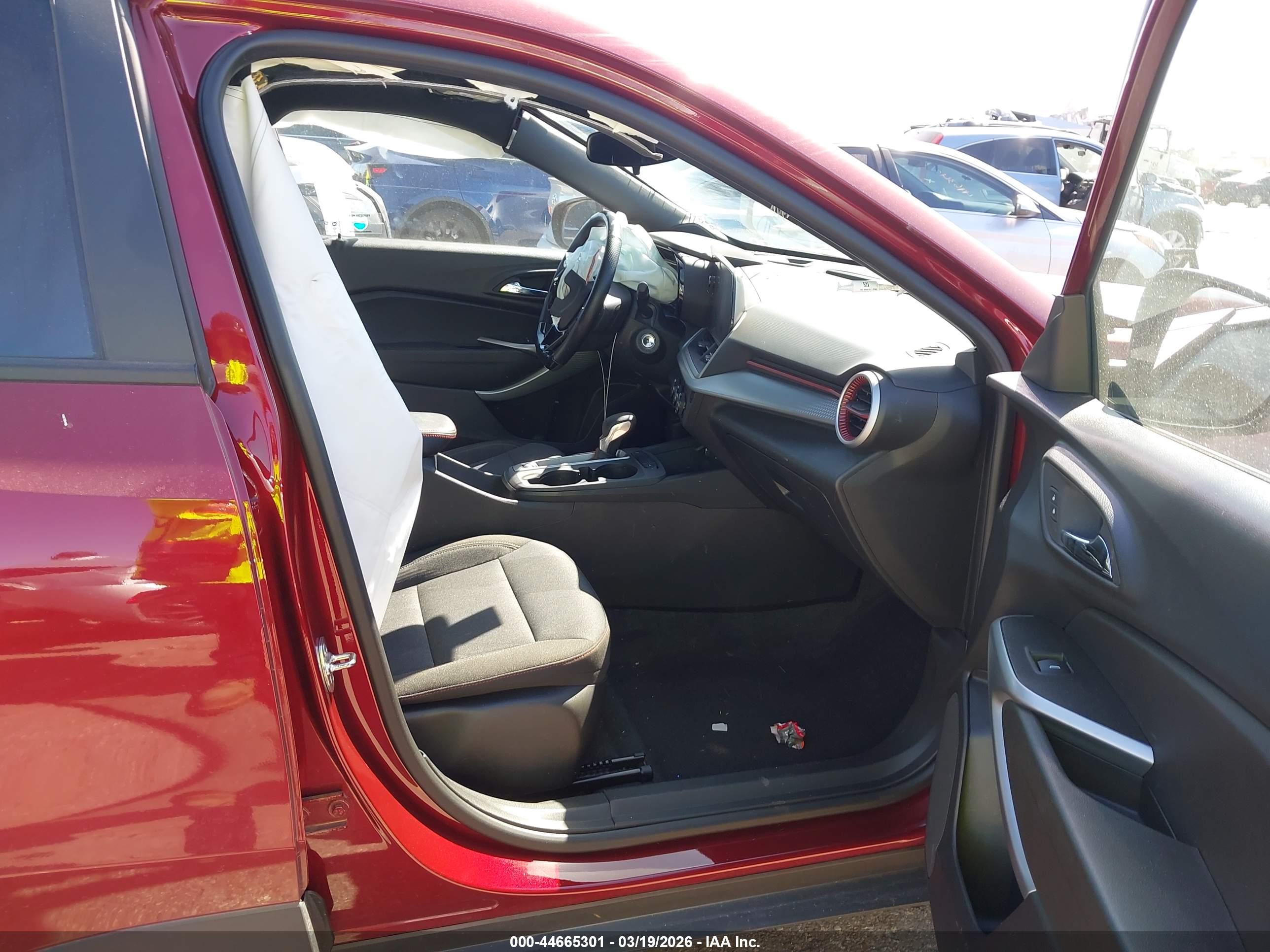 CHEVROLET TRAX image 5