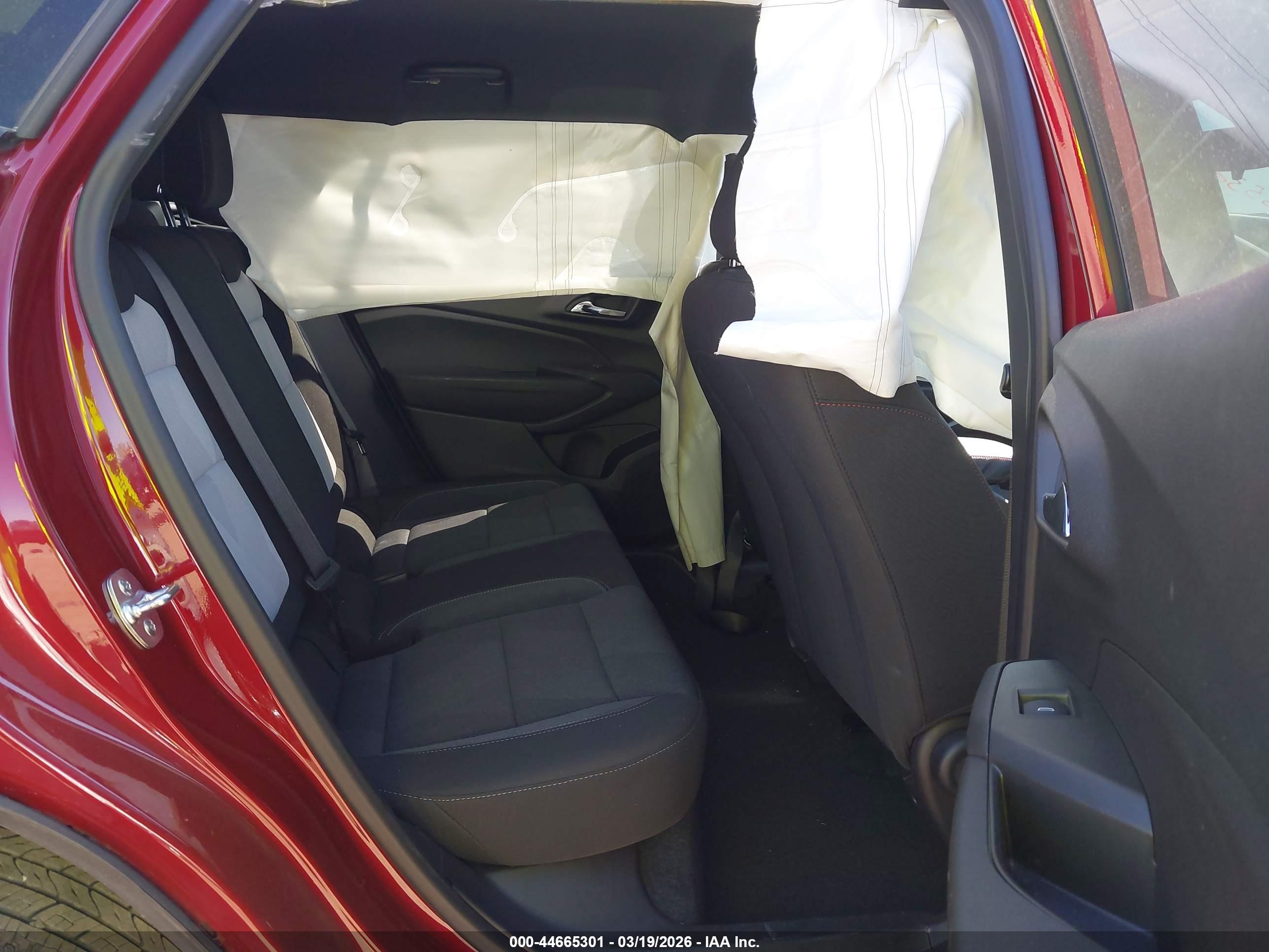 CHEVROLET TRAX image 8