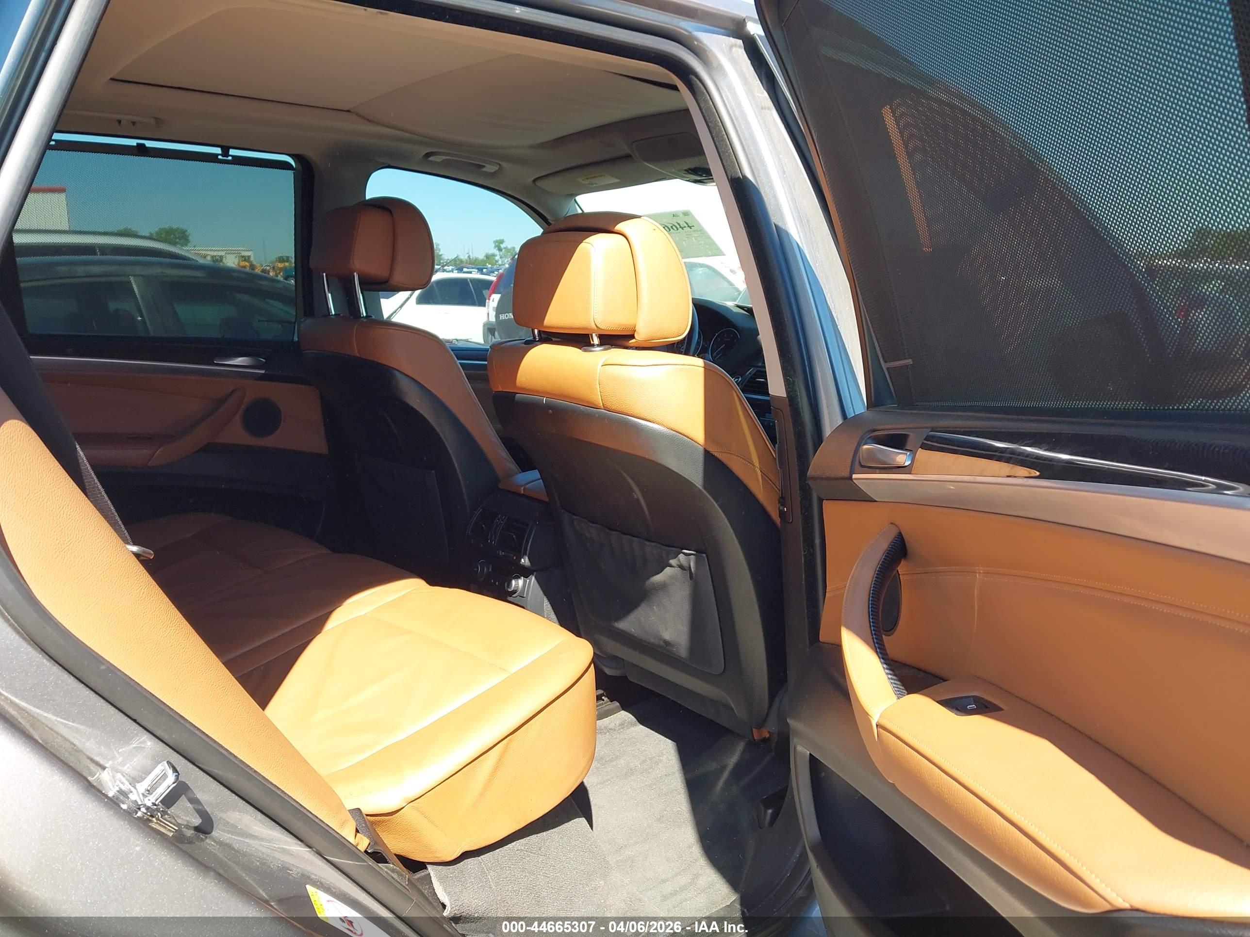 BMW X5 image 8