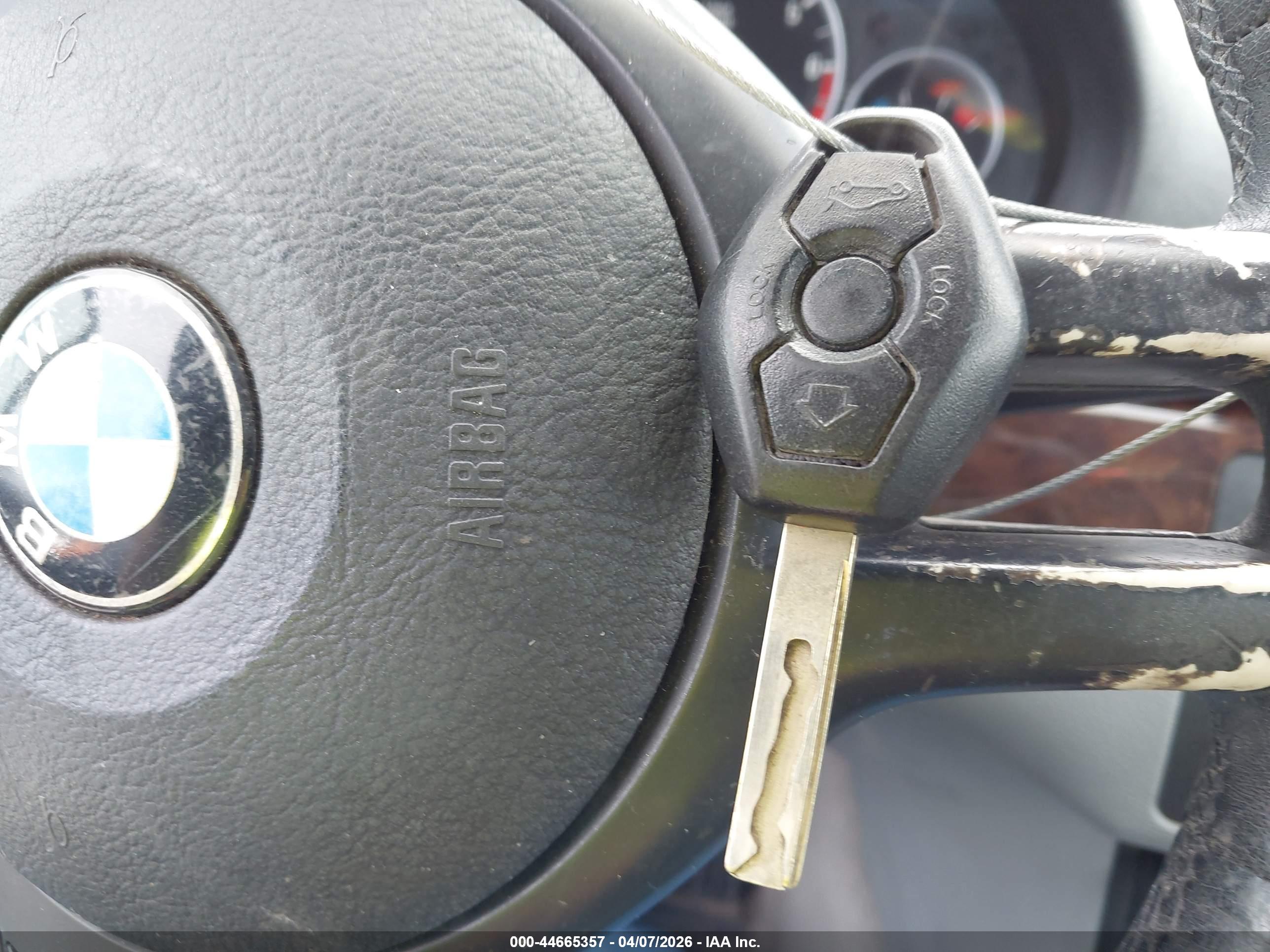 BMW 330I image 11