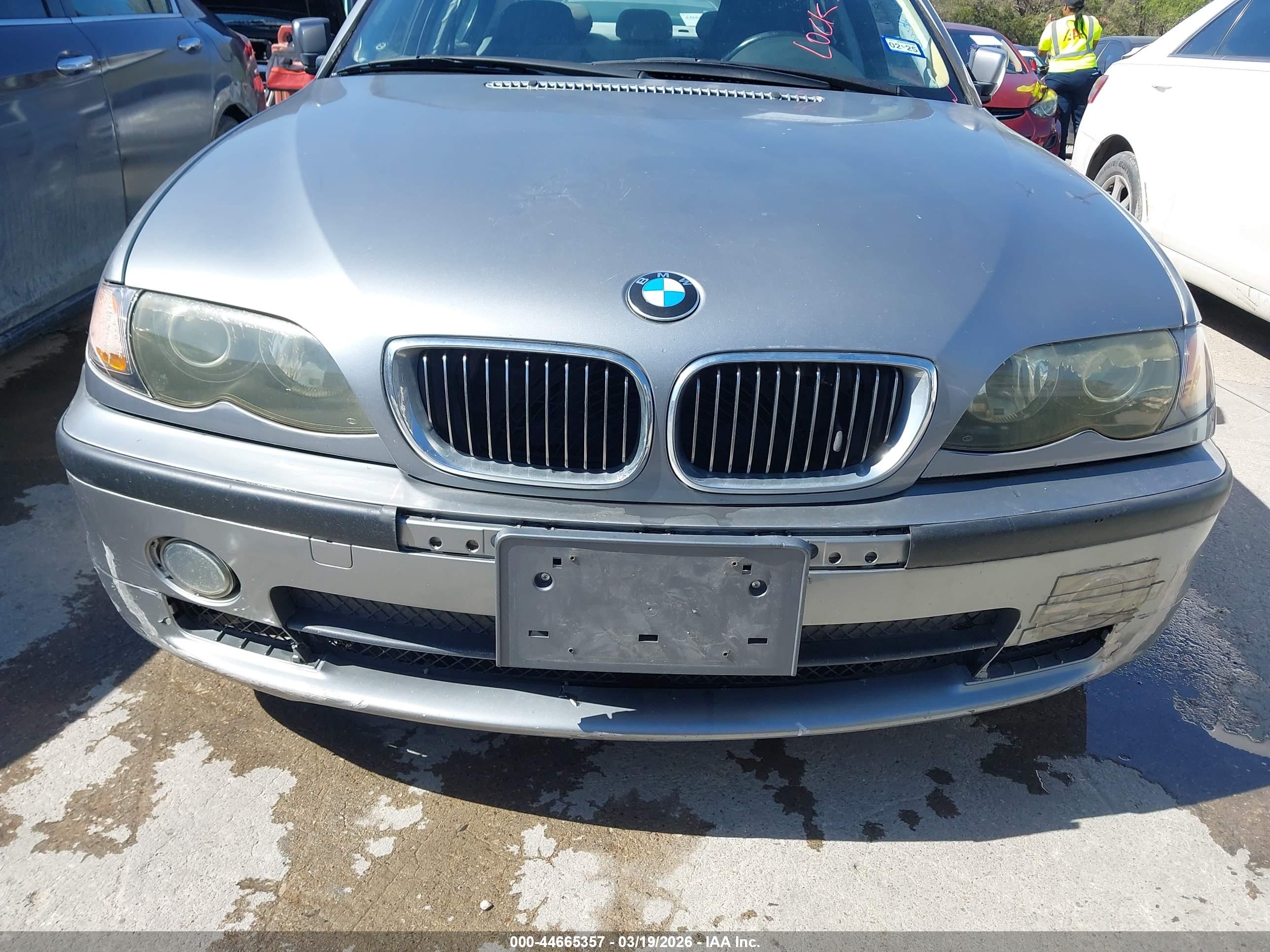 BMW 330I image 6