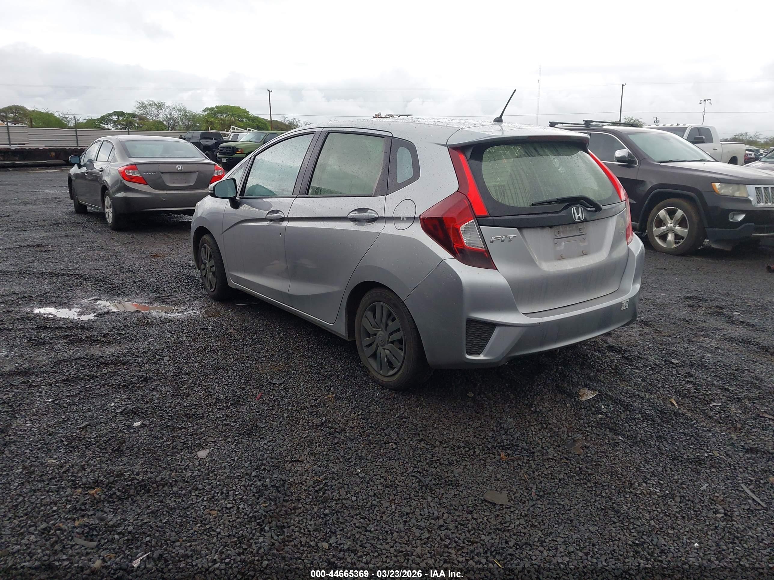 HONDA FIT image 3