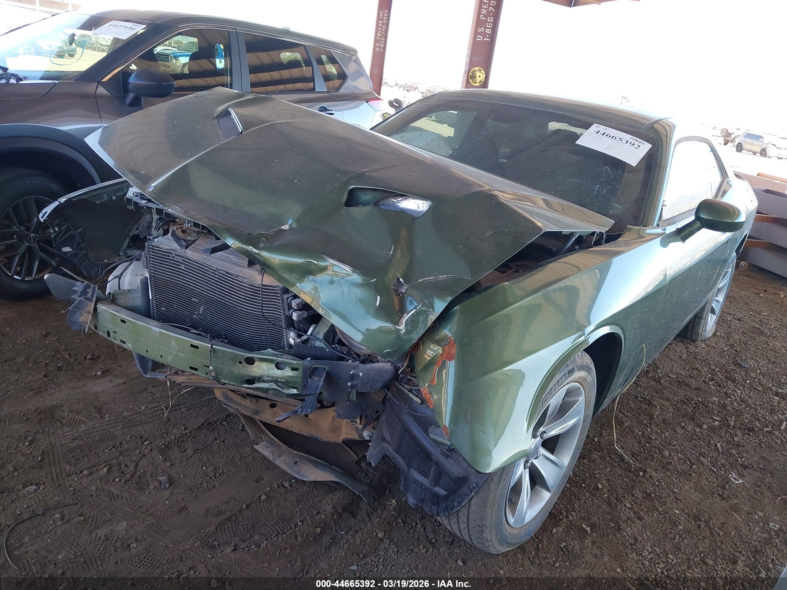 DODGE CHALLENGER image 2