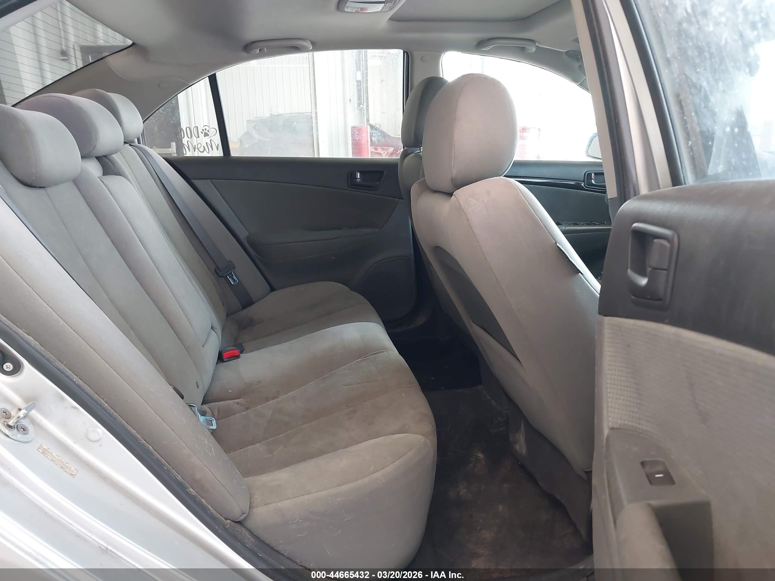 HYUNDAI SONATA image 8