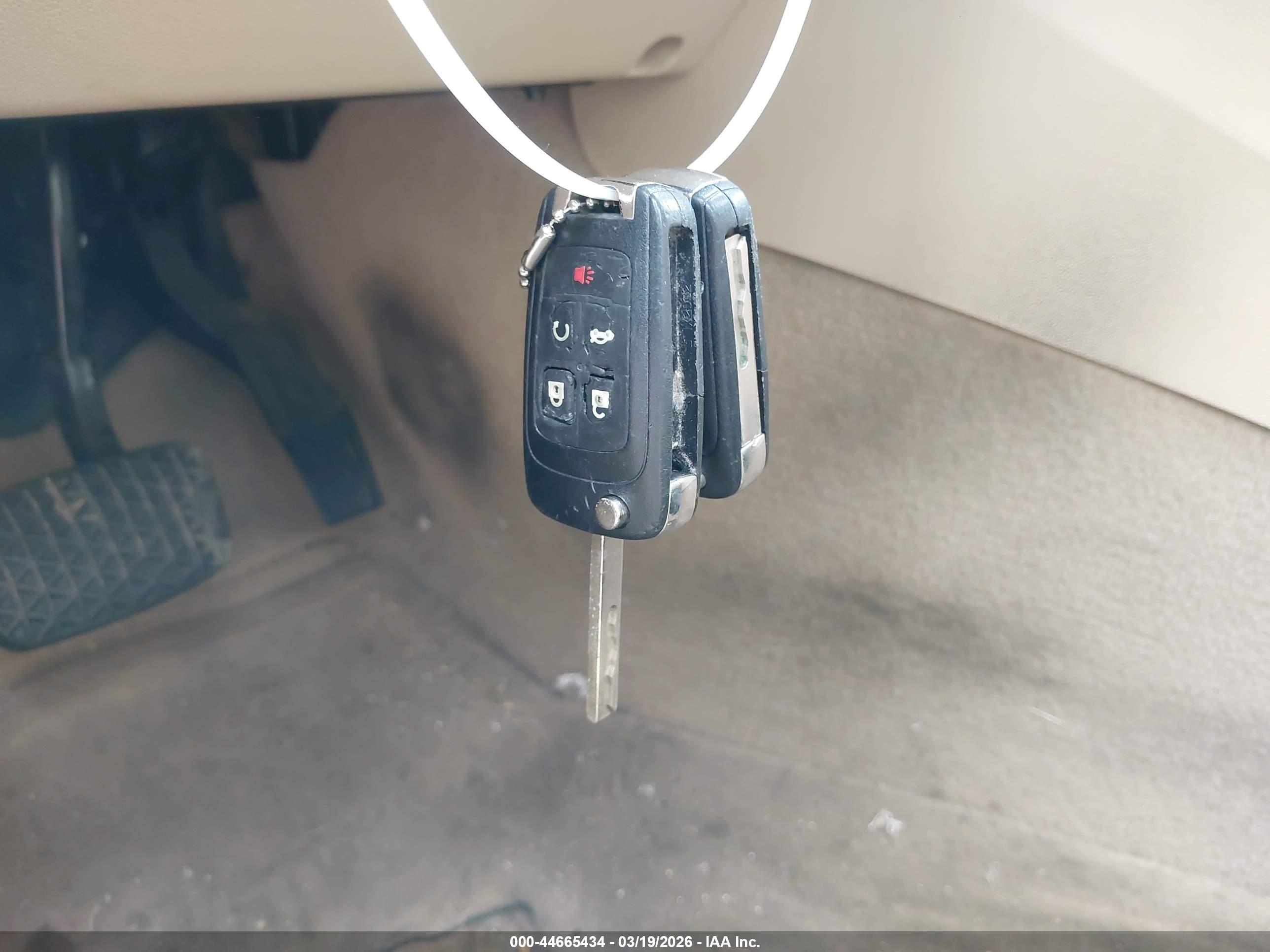 BUICK LACROSSE image 11