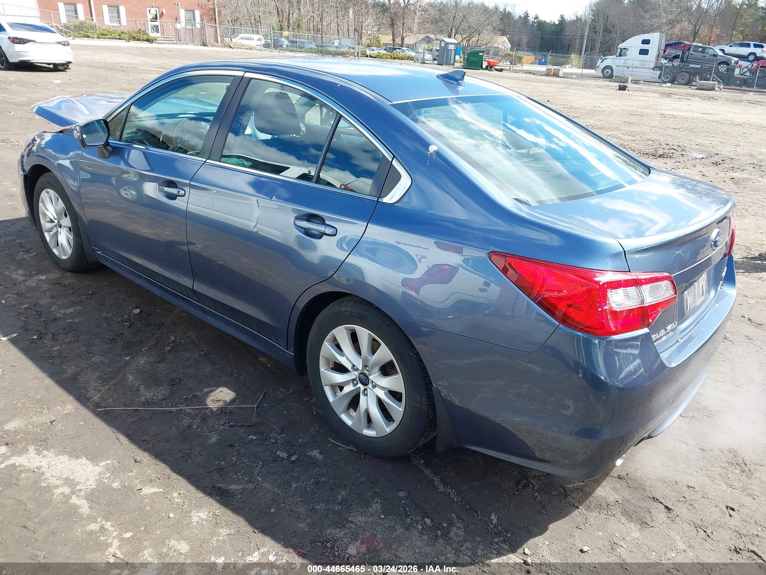 SUBARU LEGACY image 3