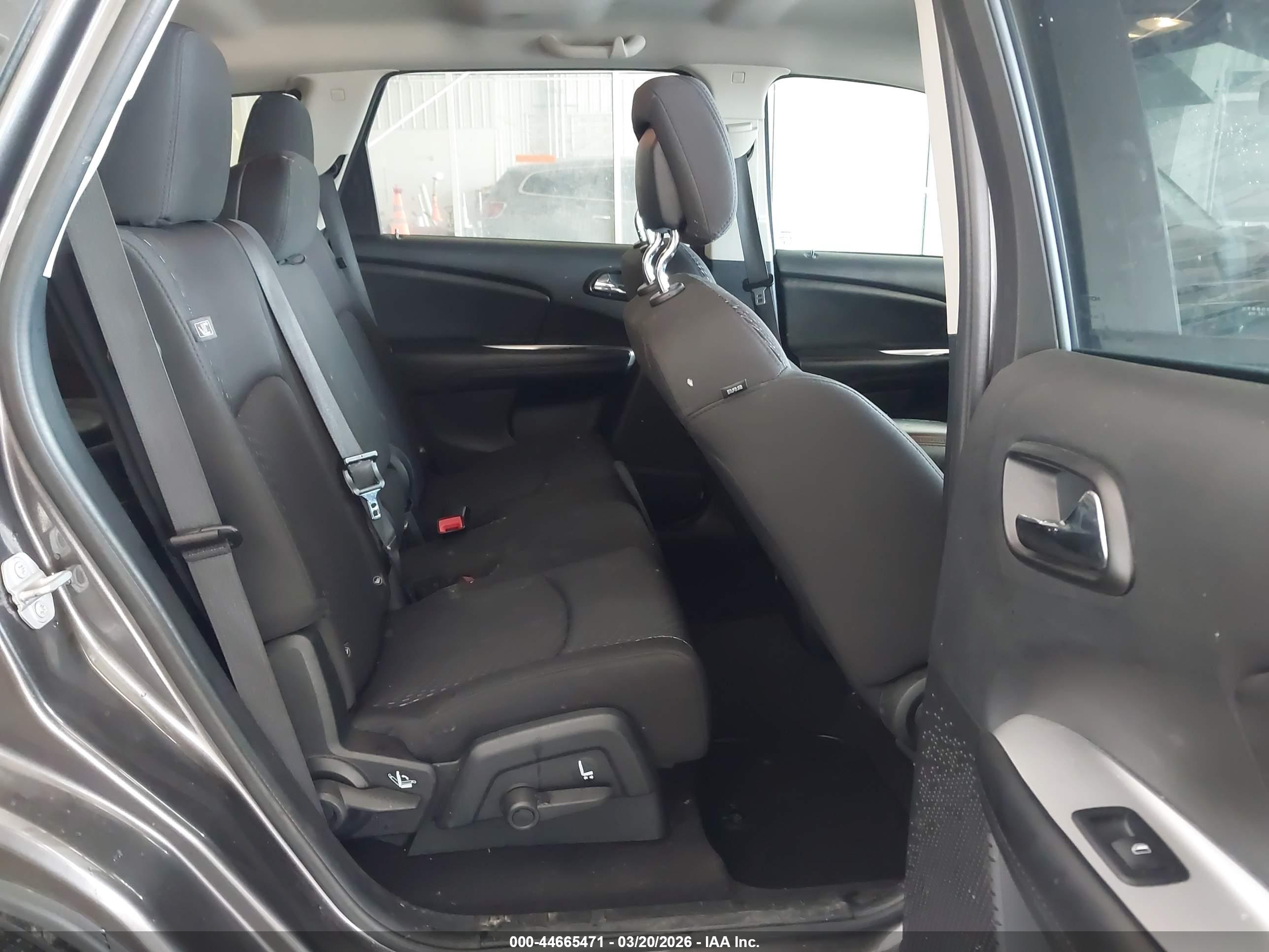 DODGE JOURNEY image 8