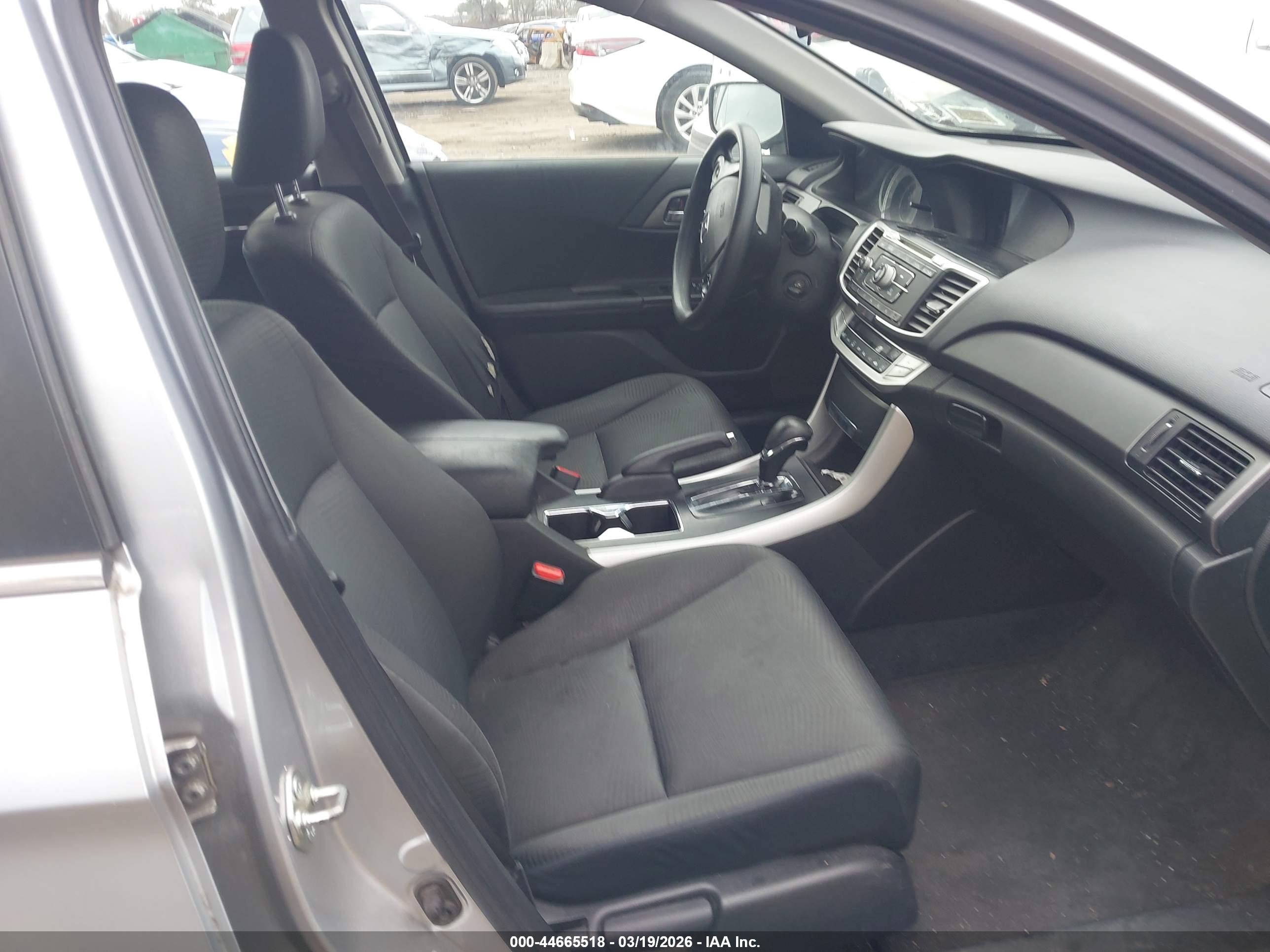 HONDA ACCORD image 5