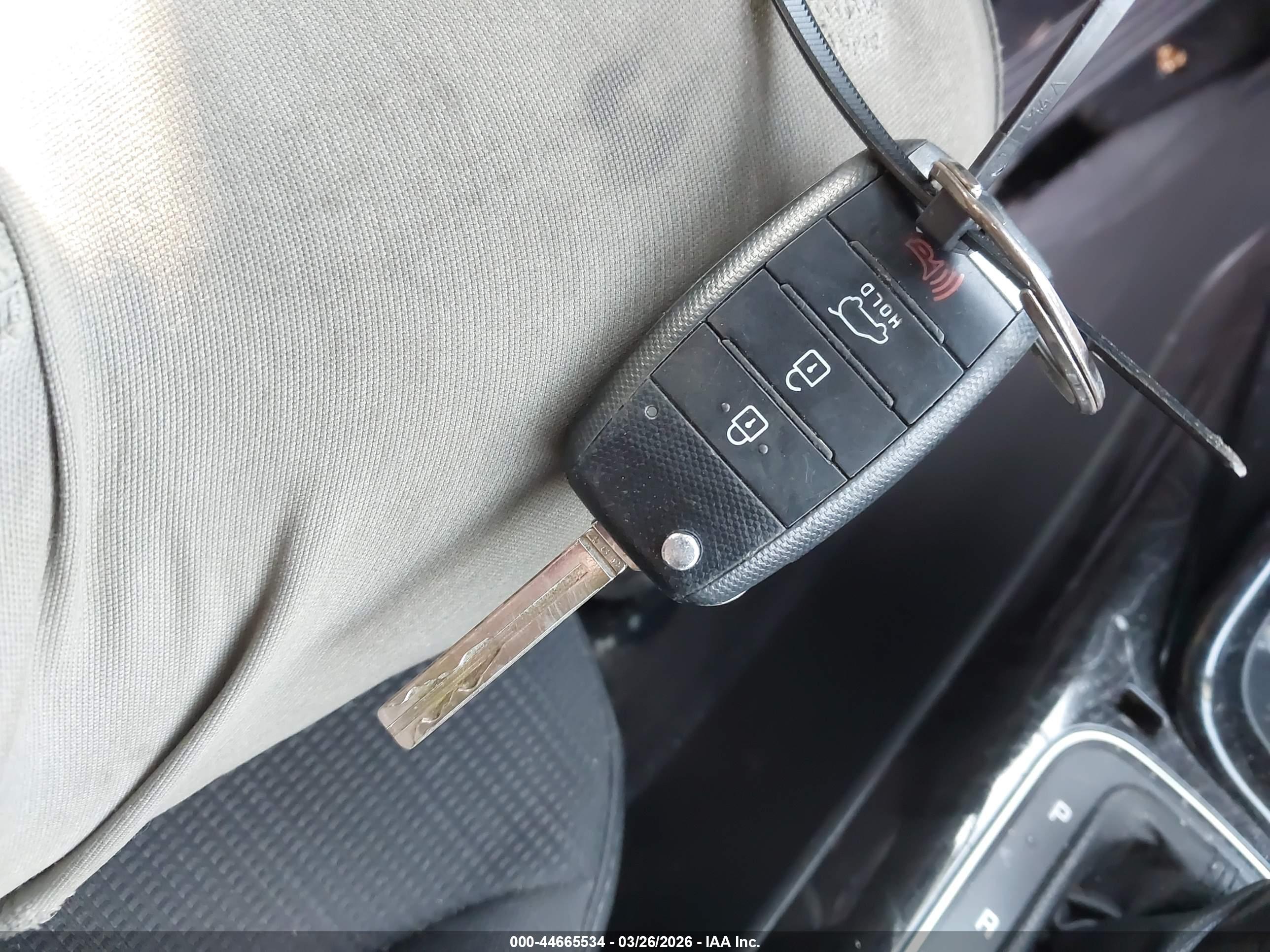KIA SORENTO image 11