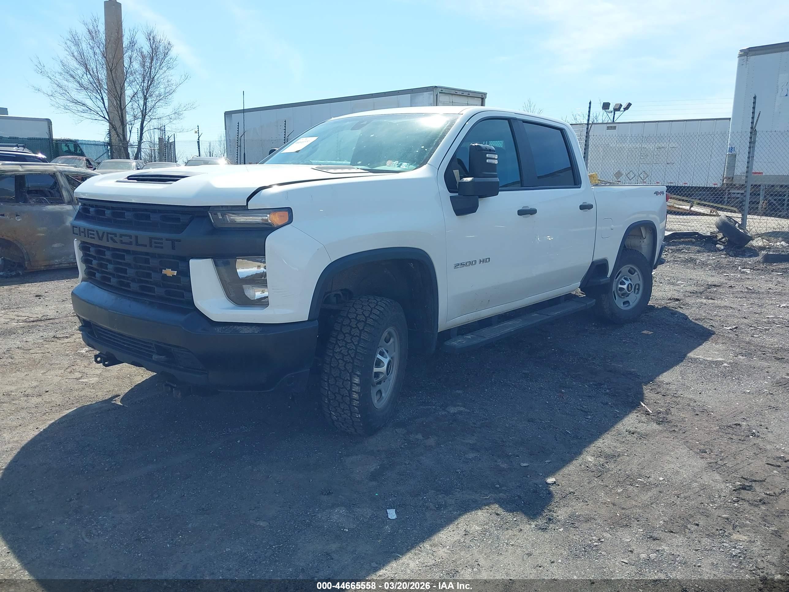 CHEVROLET SILVERADO image 2