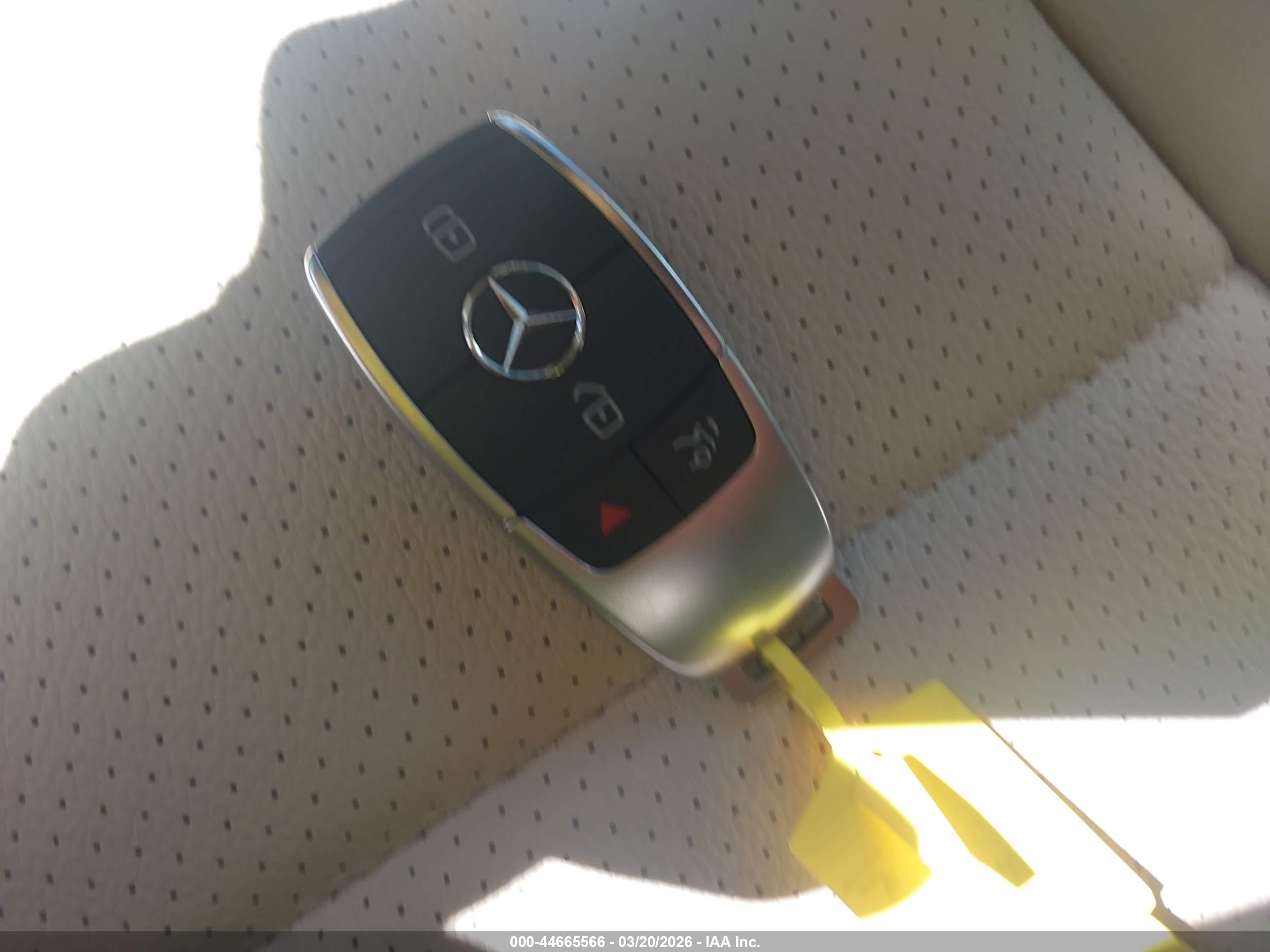 MERCEDES-BENZ GLE image 11
