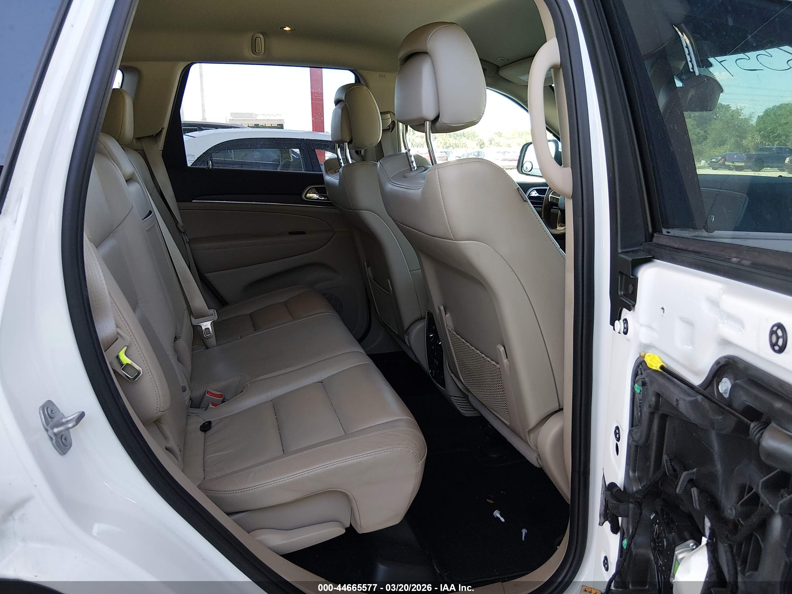 JEEP GRAND image 8