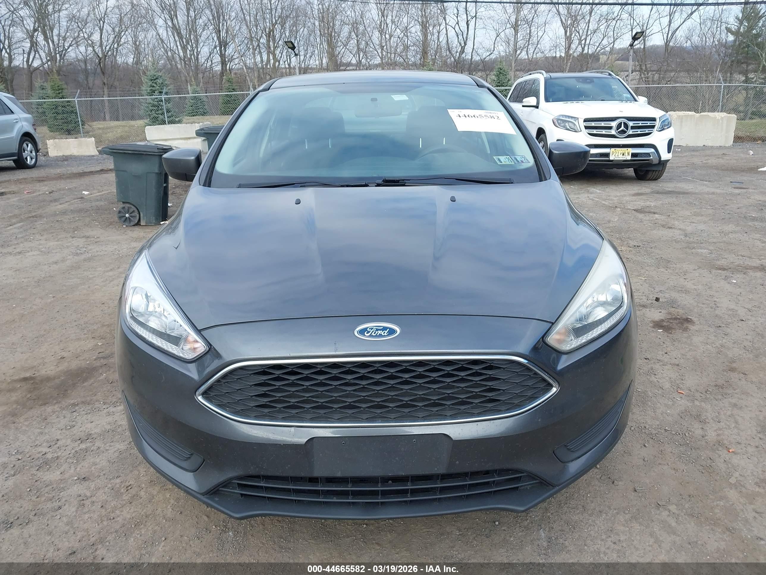 FORD FOCUS image 6