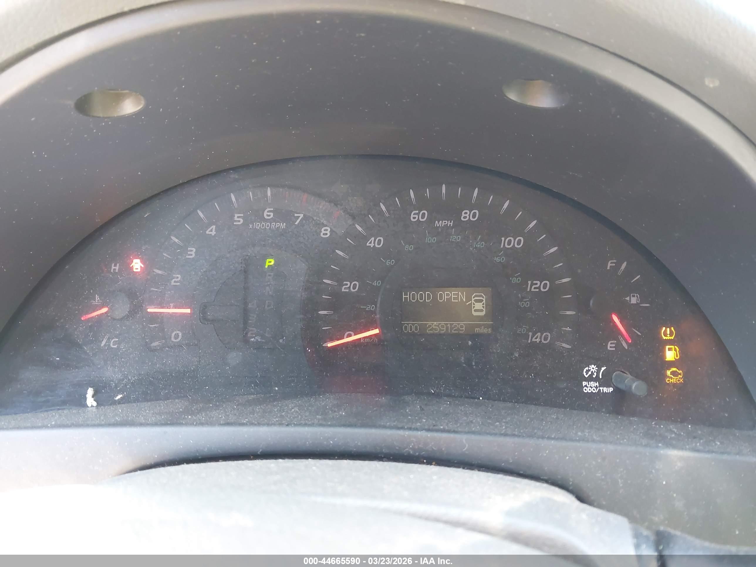 TOYOTA CAMRY image 7