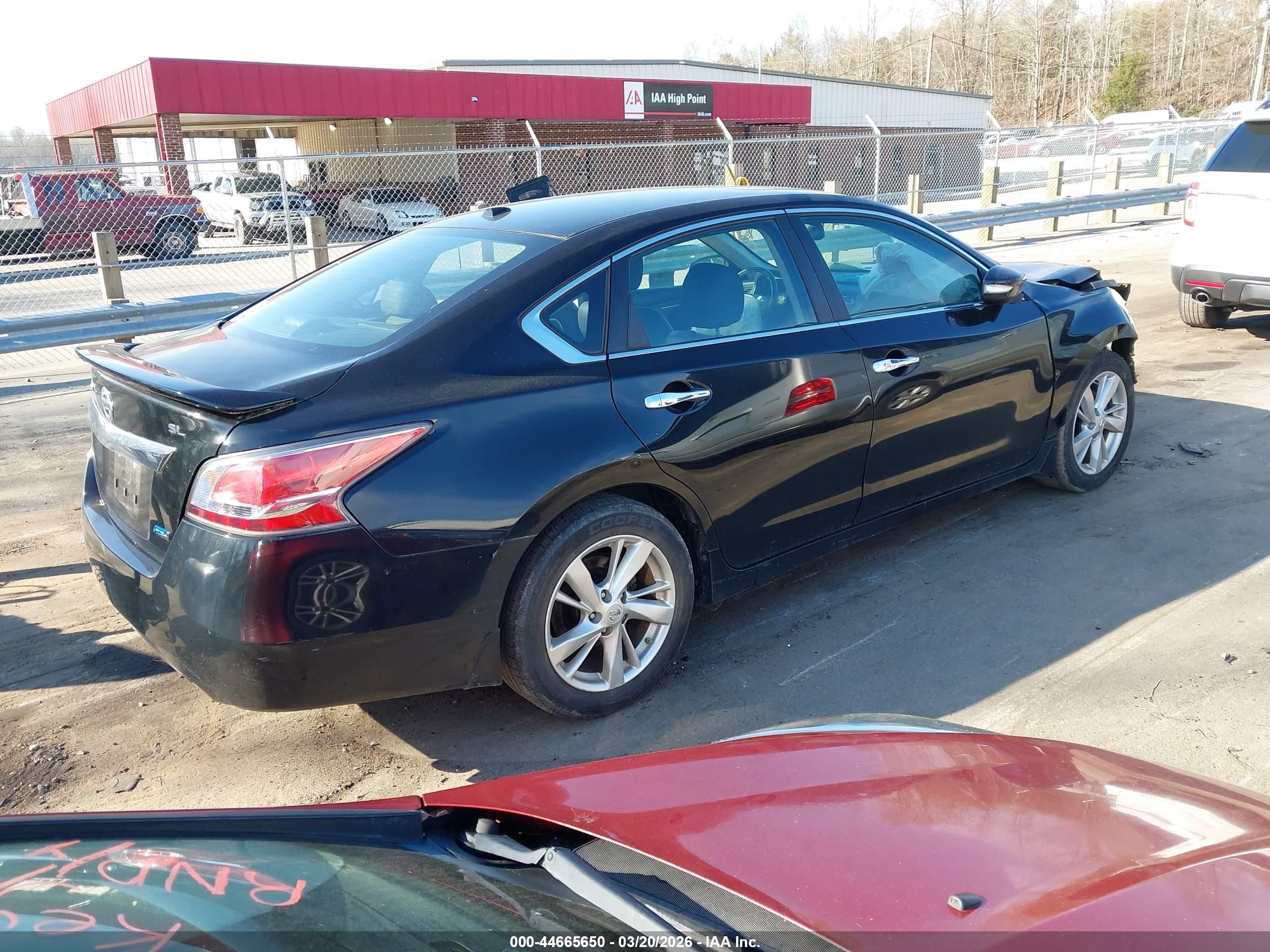 NISSAN ALTIMA image 4