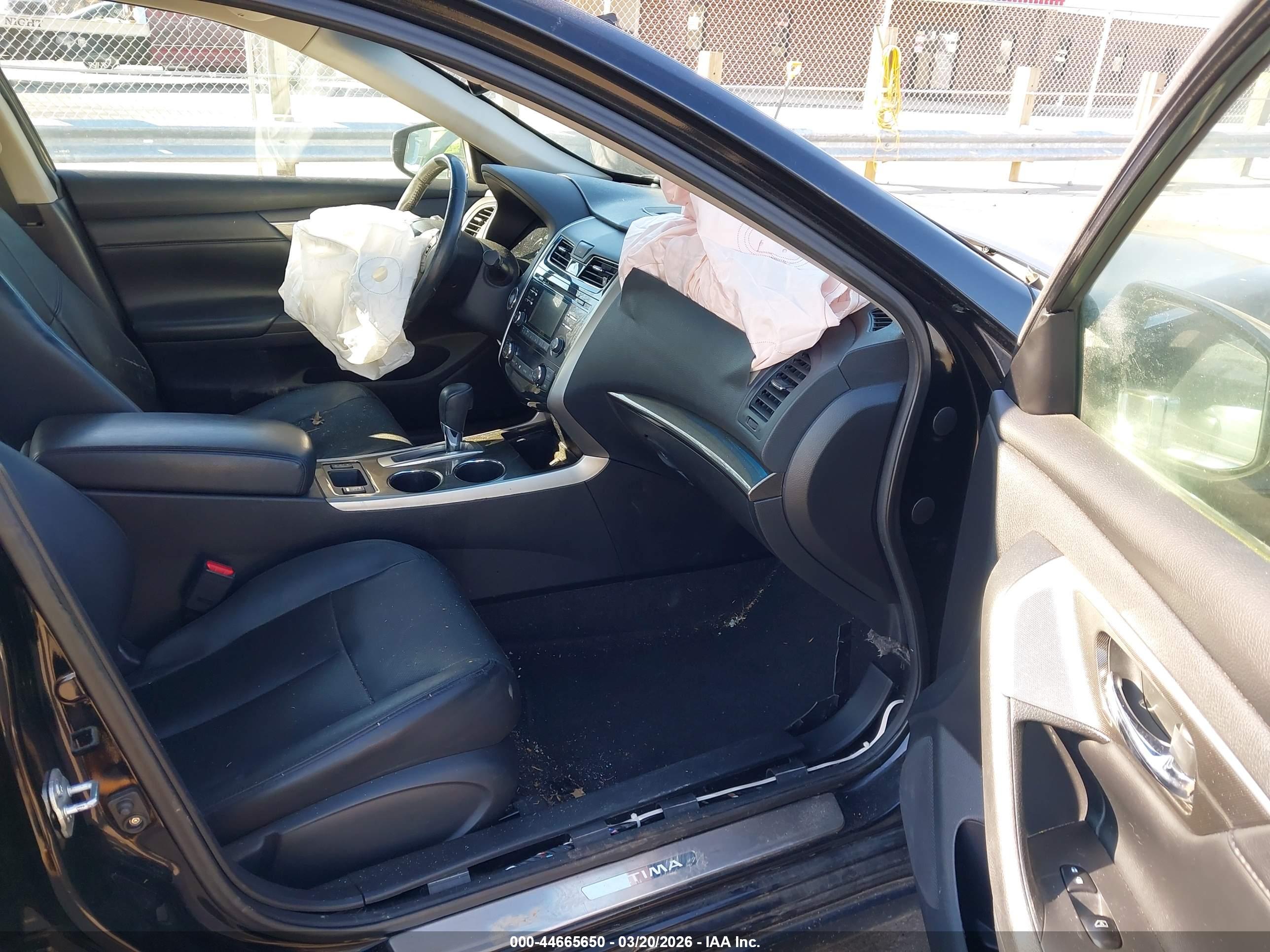 NISSAN ALTIMA image 5