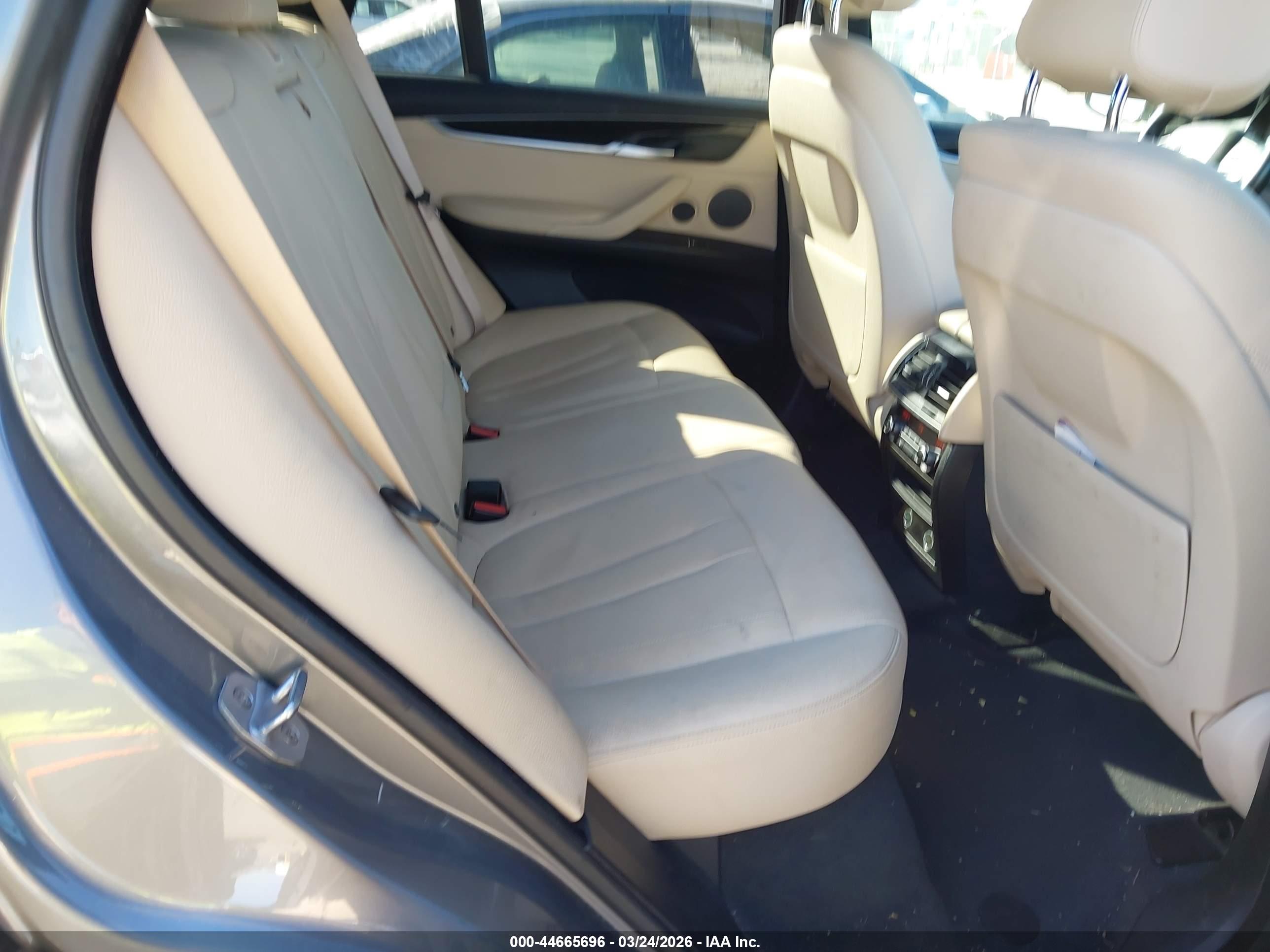 BMW X5 image 8