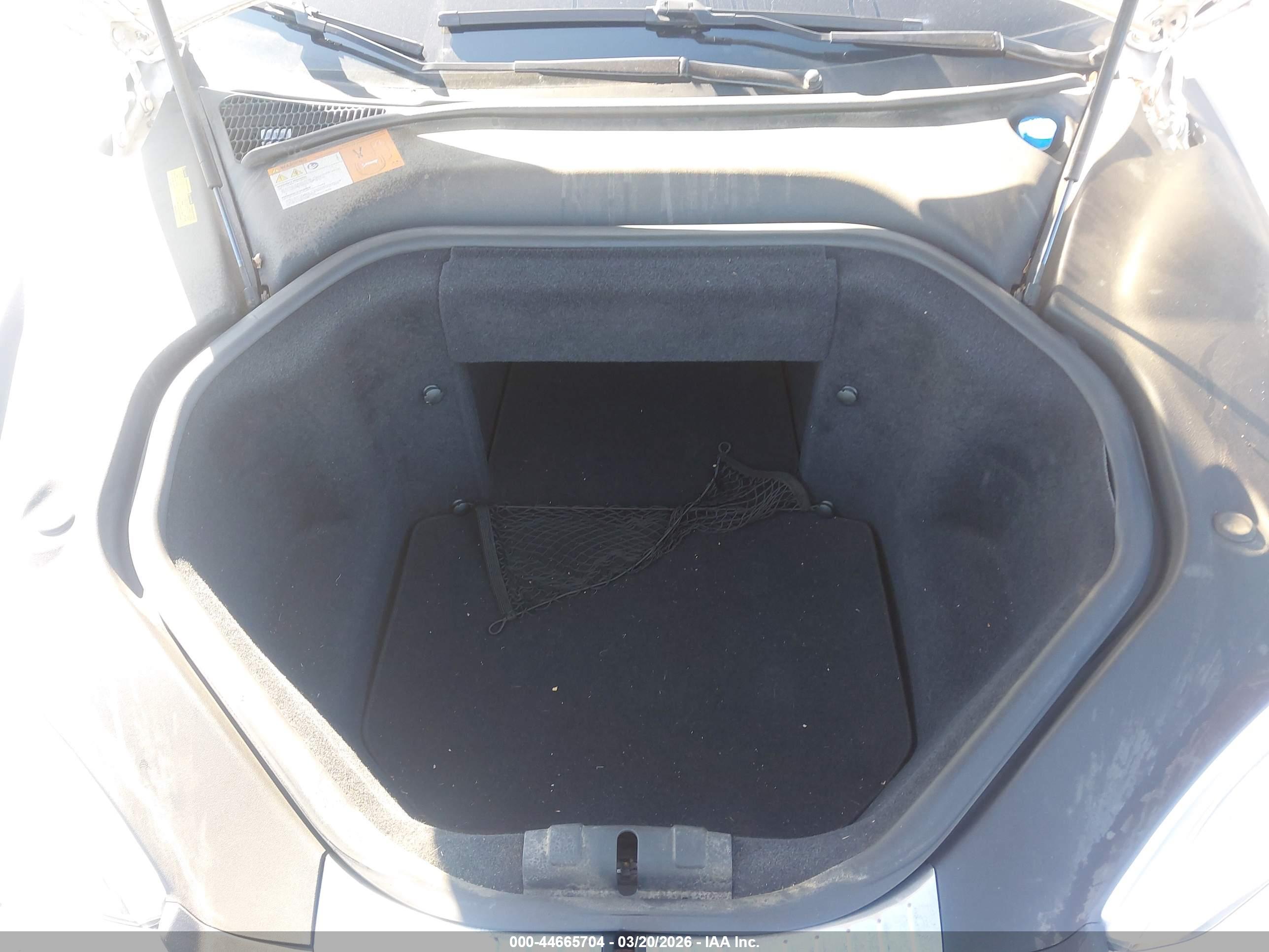 TESLA MODEL image 10
