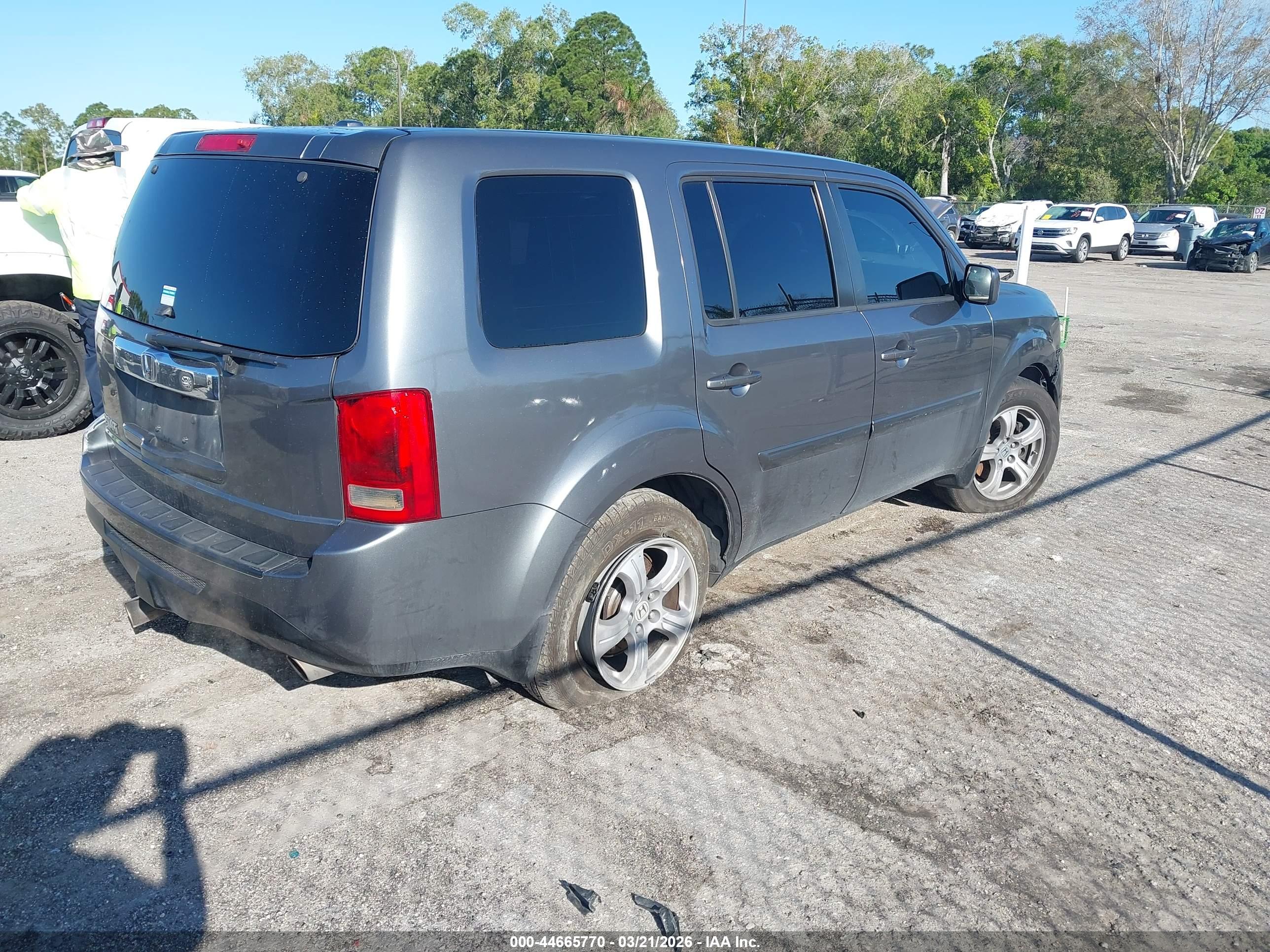 HONDA PILOT image 4