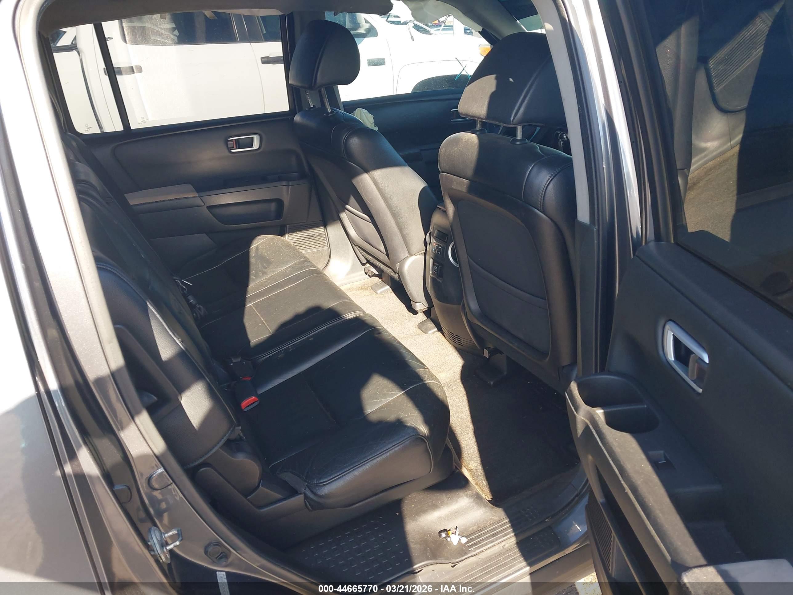 HONDA PILOT image 8