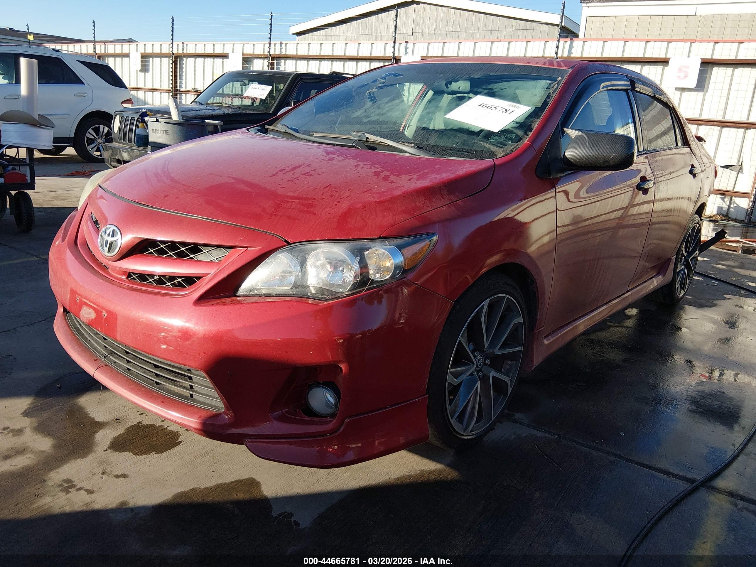 TOYOTA COROLLA image 2