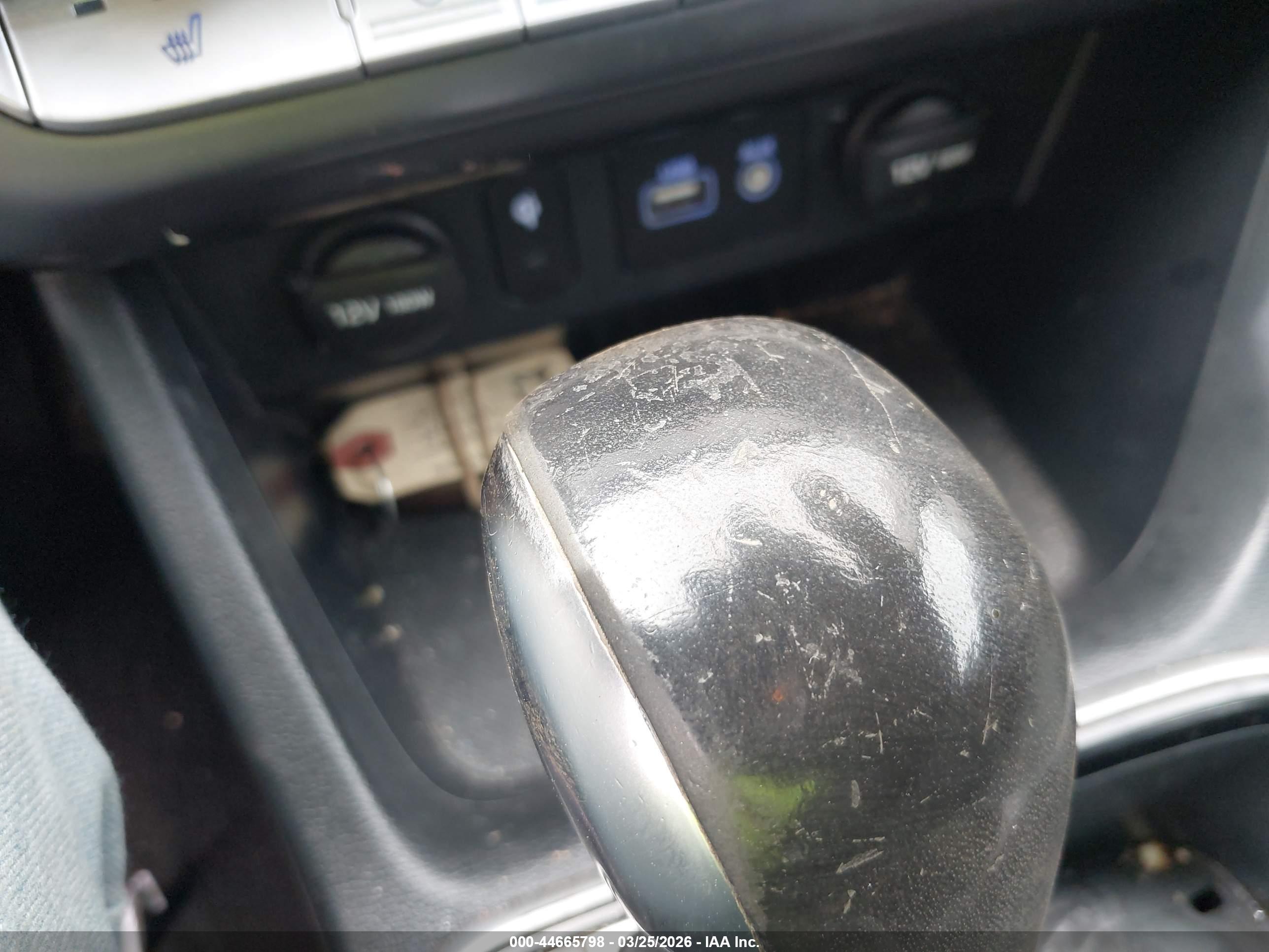 HYUNDAI SONATA image 11