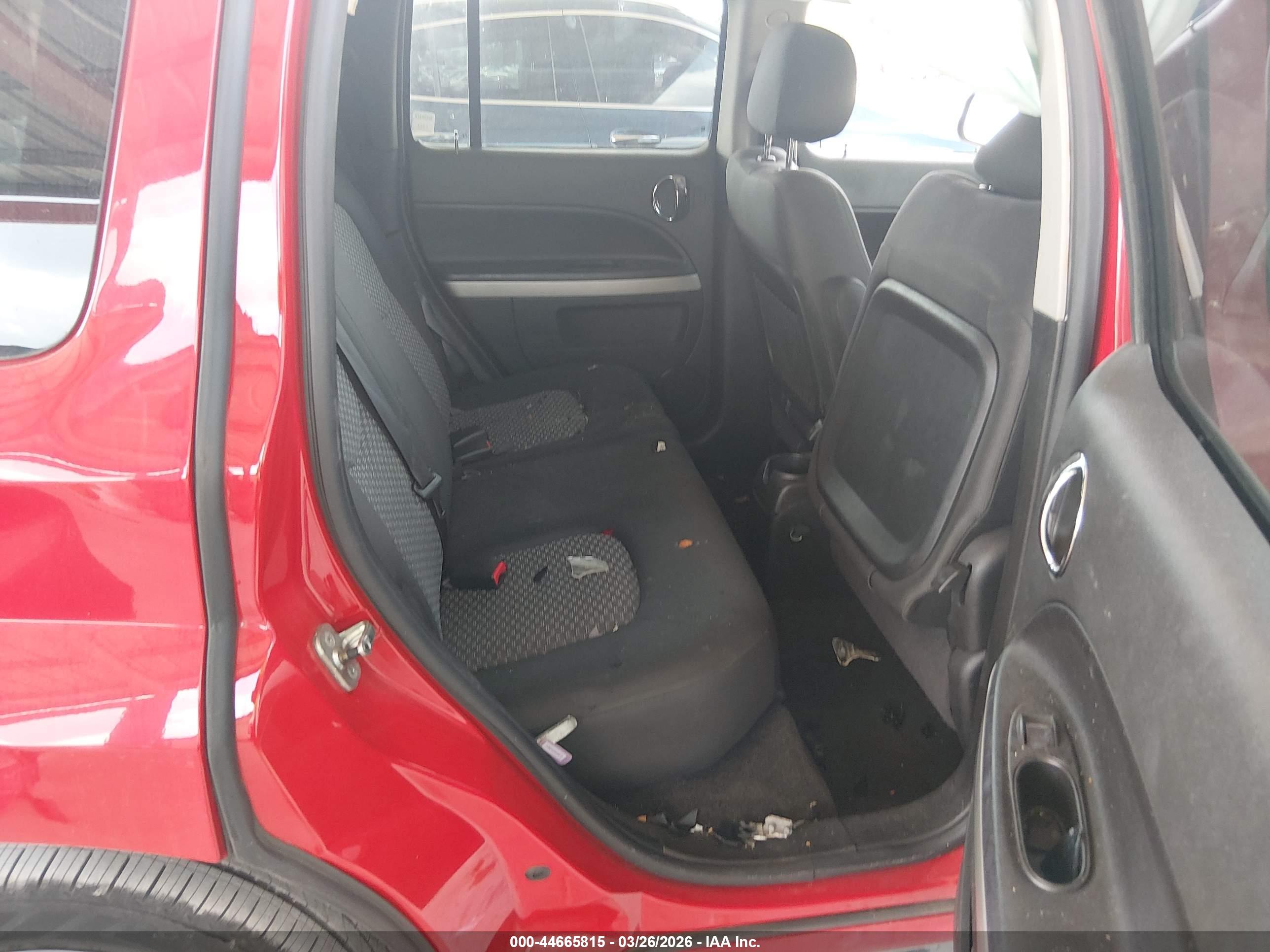 CHEVROLET HHR image 8