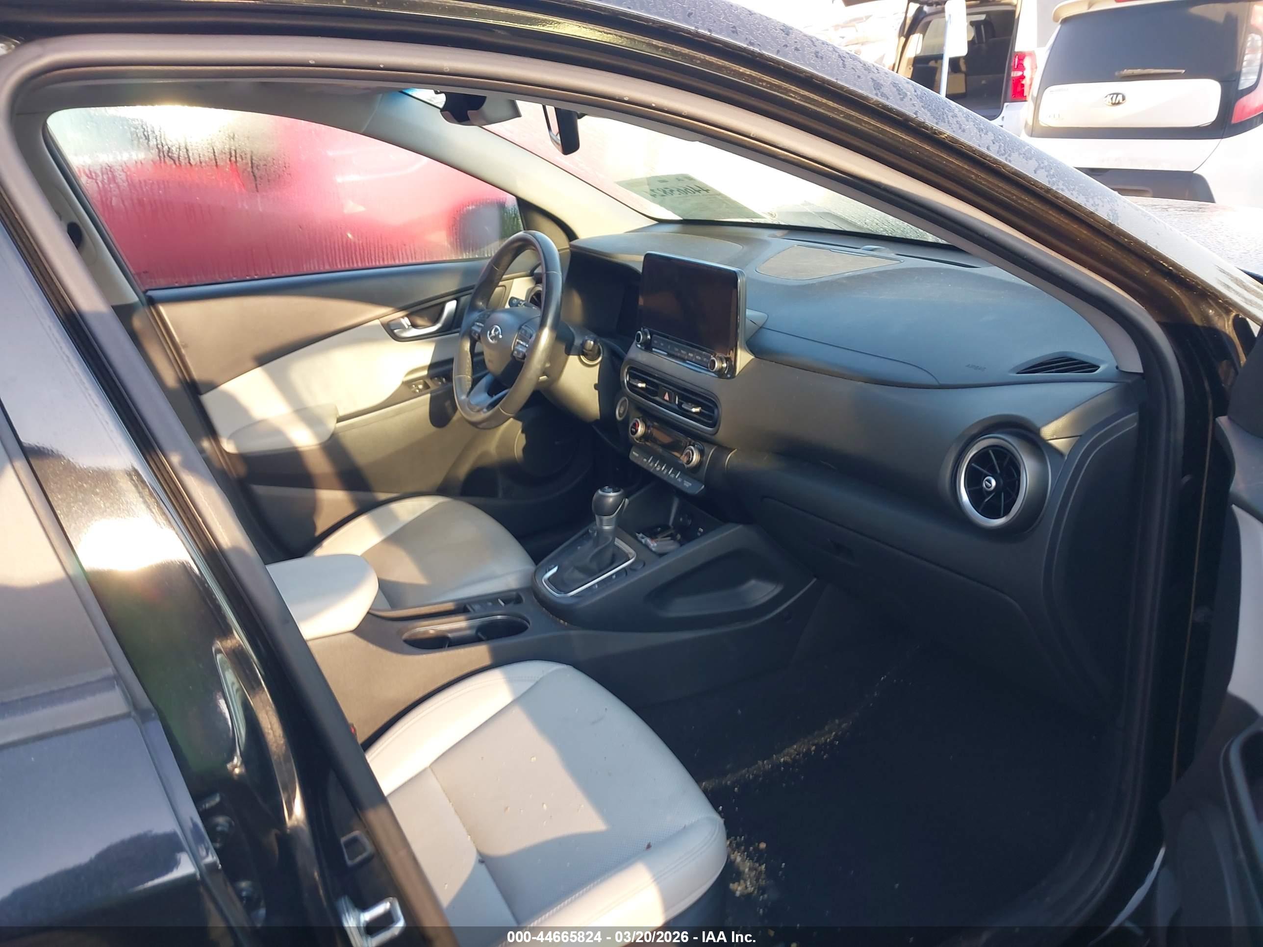 HYUNDAI KONA image 5