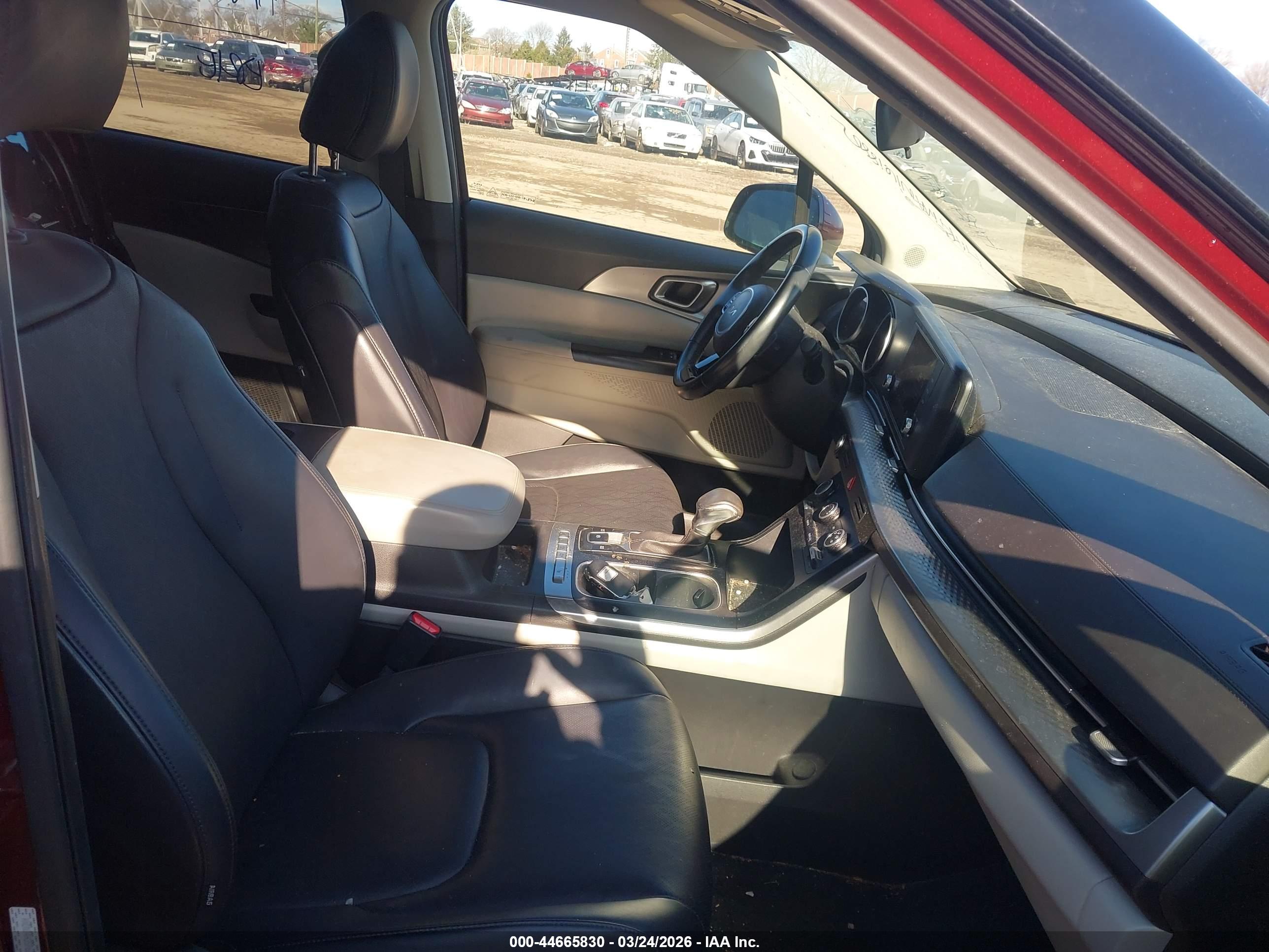 KIA CARNIVAL image 5
