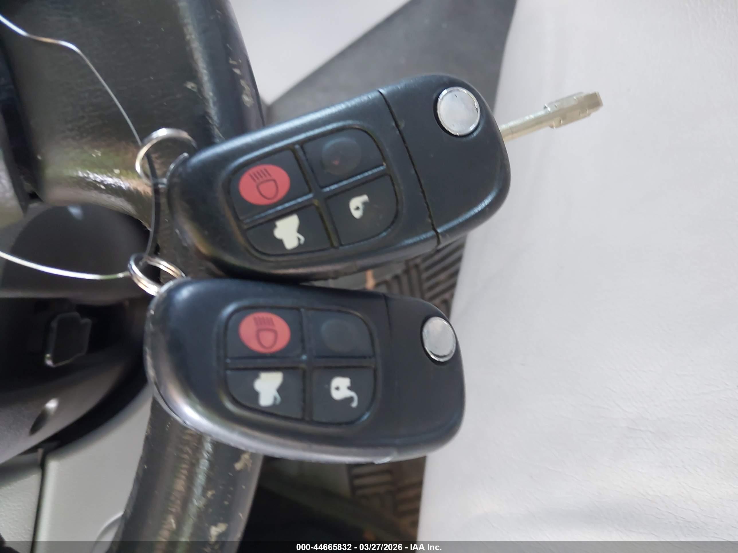 JAGUAR X-TYPE image 11