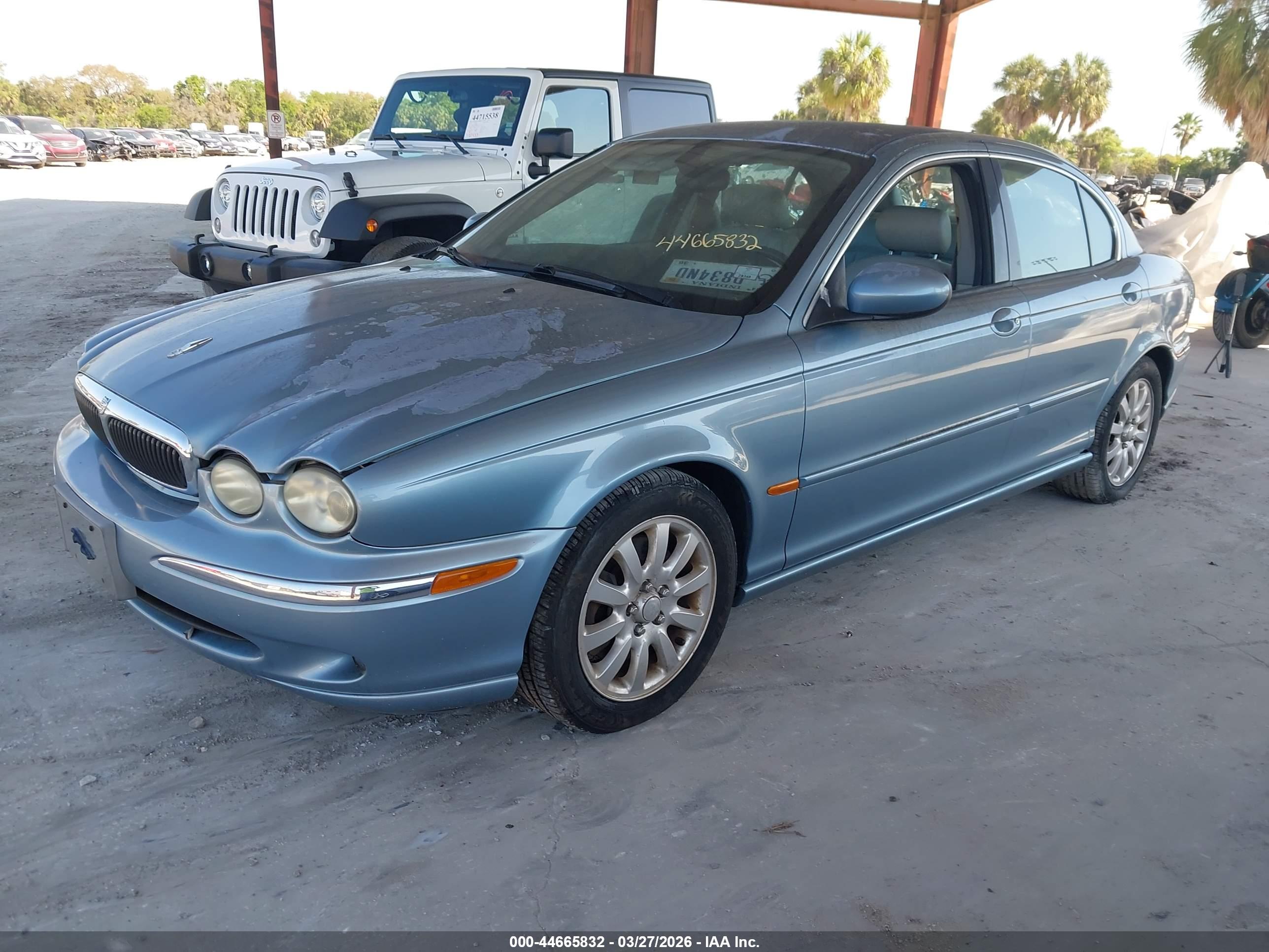 JAGUAR X-TYPE image 2