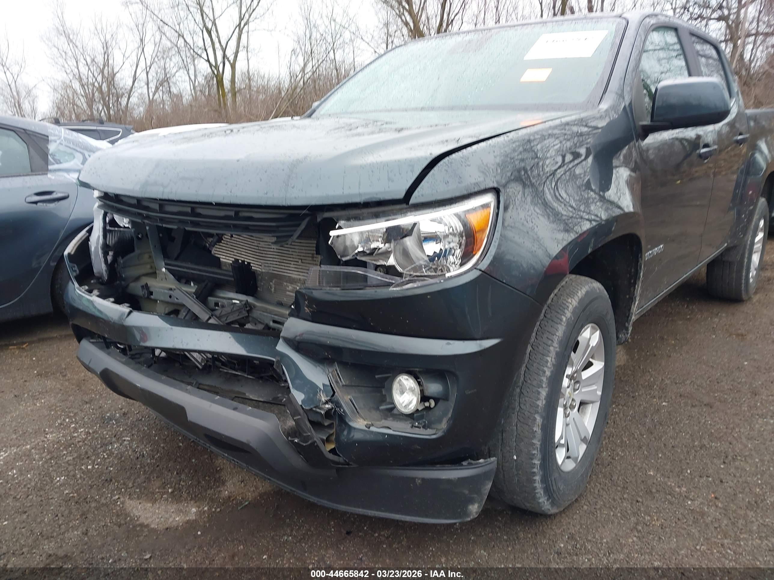 CHEVROLET COLORADO image 6