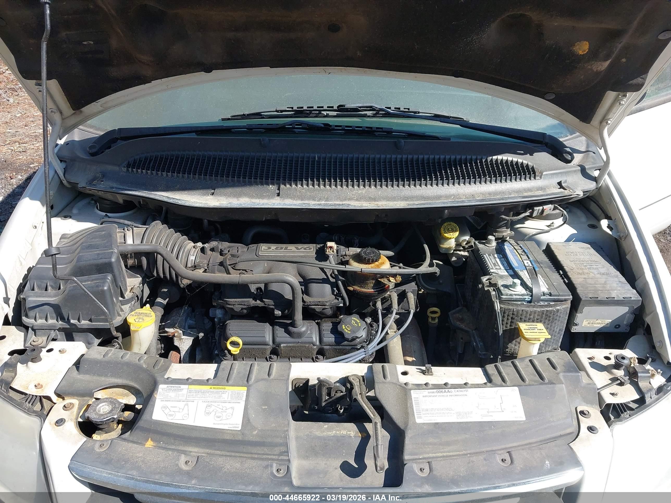 CHRYSLER TOWN image 10
