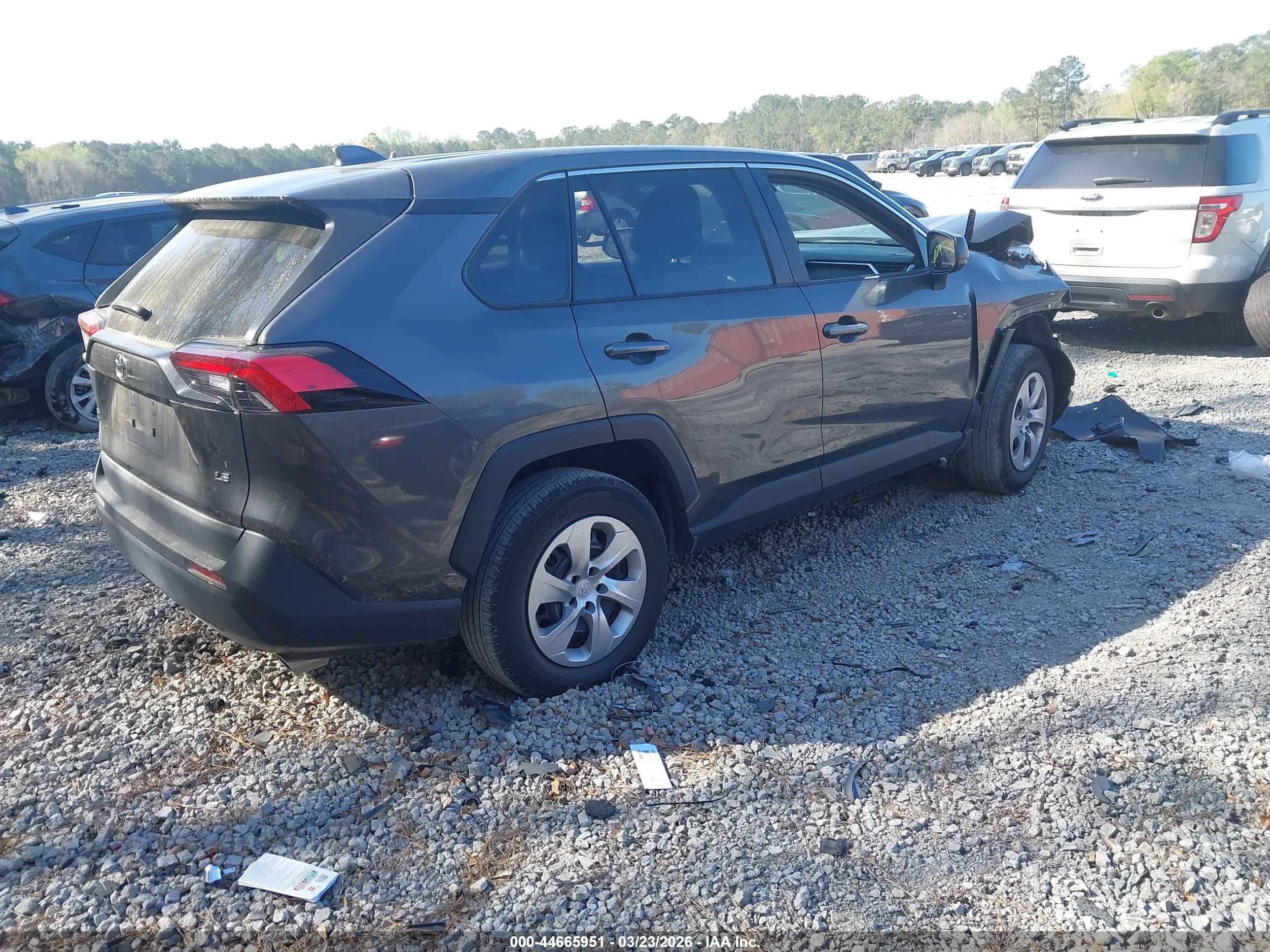 TOYOTA RAV4 image 4