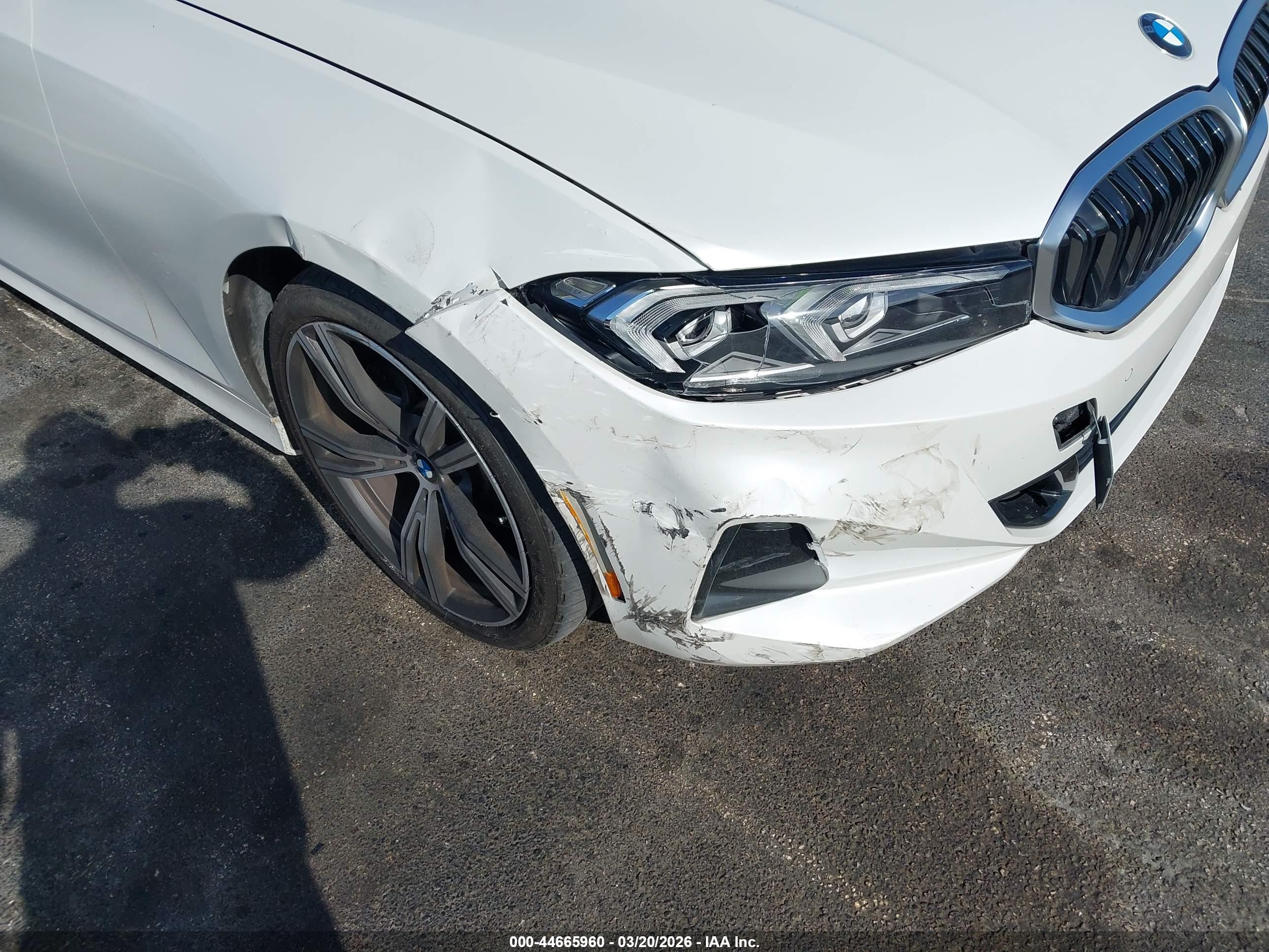 BMW 330I image 6