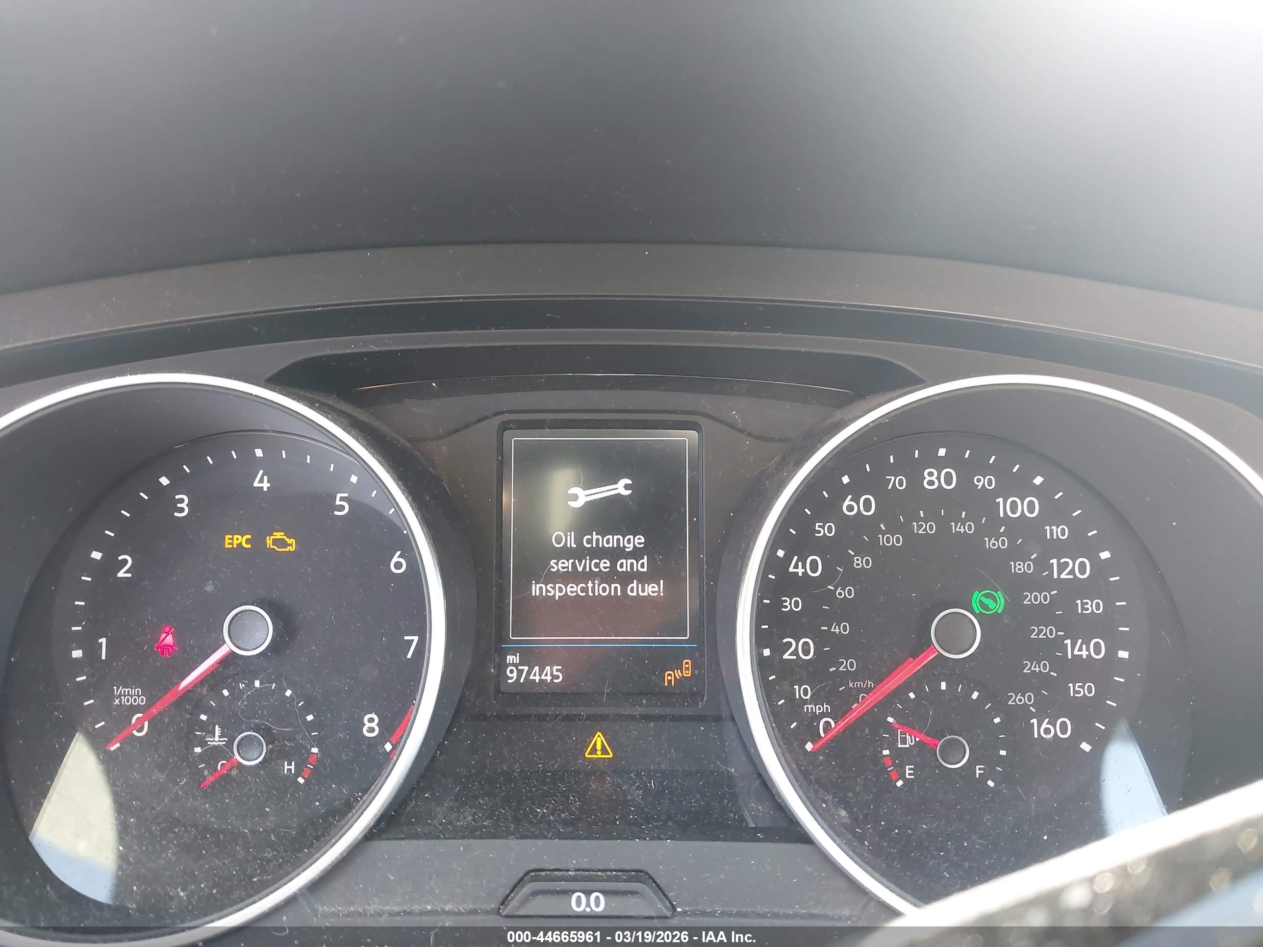 VOLKSWAGEN TIGUAN image 7