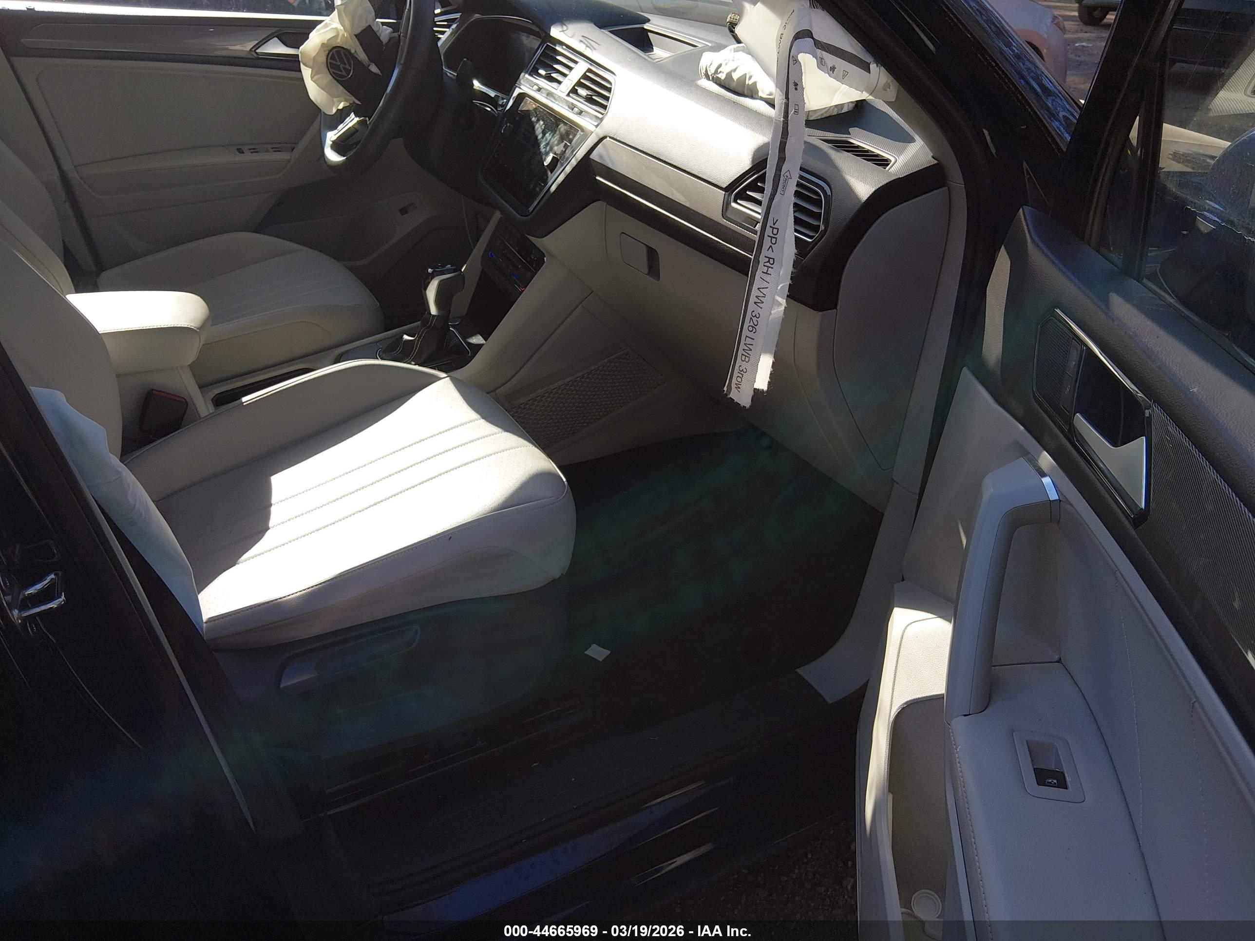 VOLKSWAGEN TIGUAN image 5